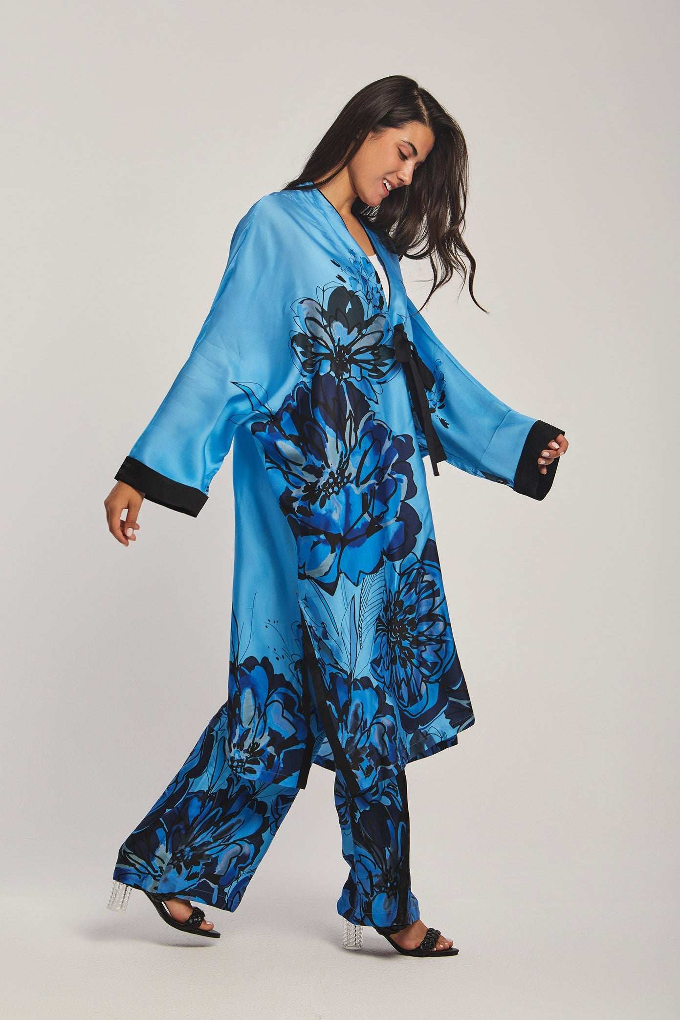 Women Regular Fit Kimono - Printed Blue - Image 4