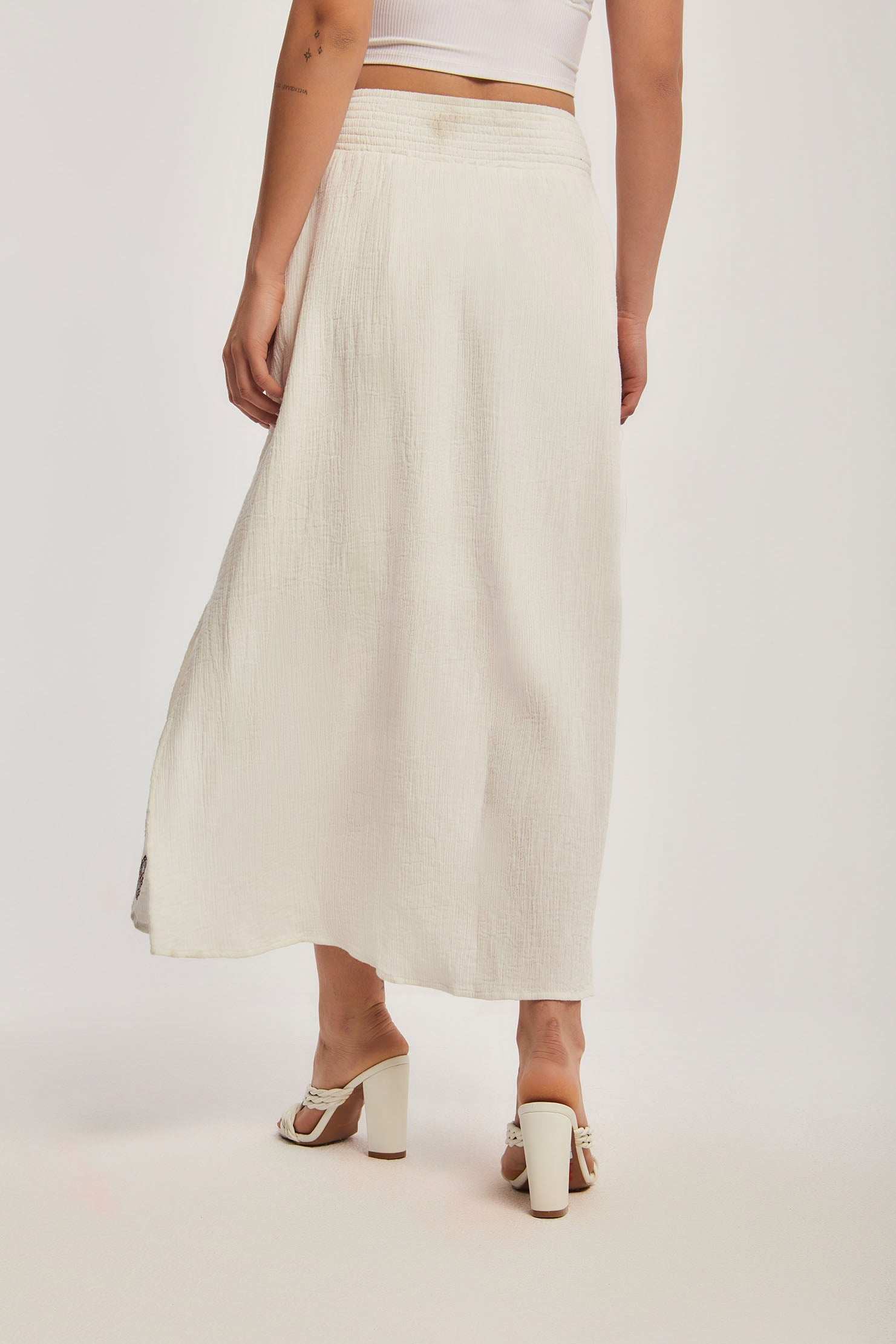 Women Regular Fit Skirt - Off White - Image 4