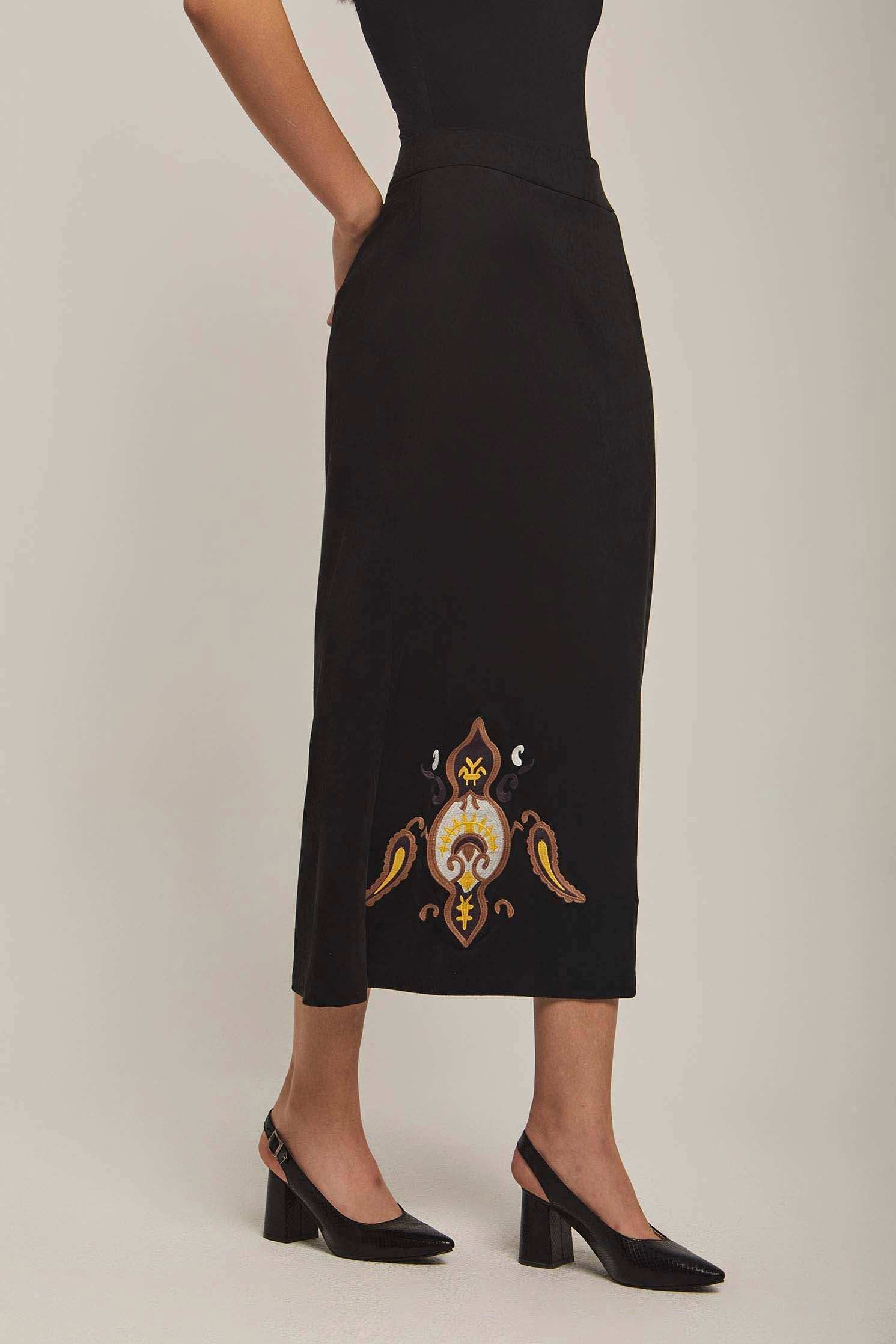 Women Regular Fit Skirt - Black - Image 3