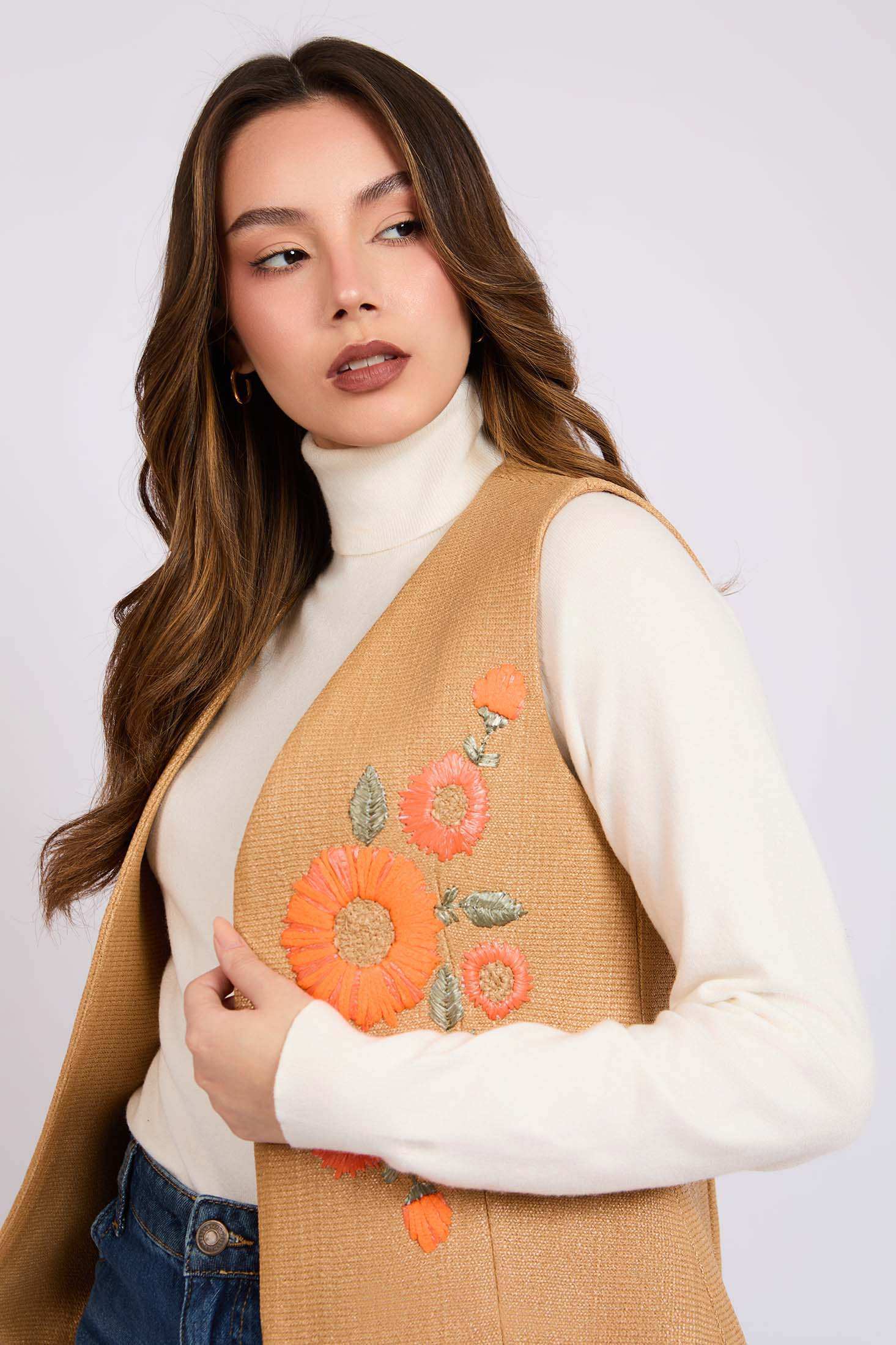 Women Regular Fit Vest Brown - Image 4