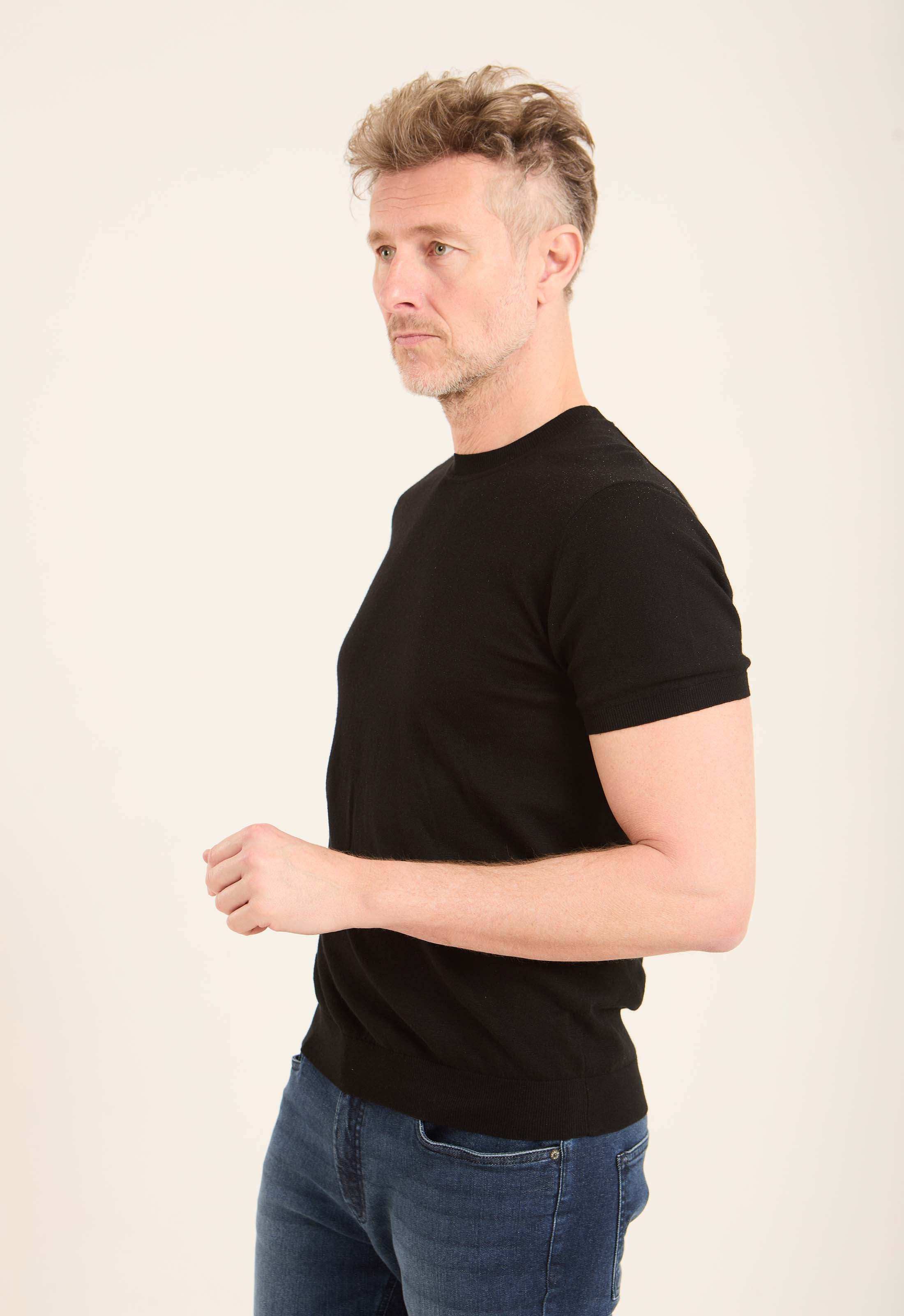 Short Sleeves Textured Tee with Hem - Image 2