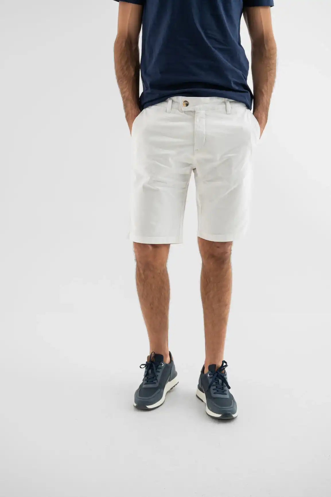 Clean-Cut Casual Shorts - Image 3