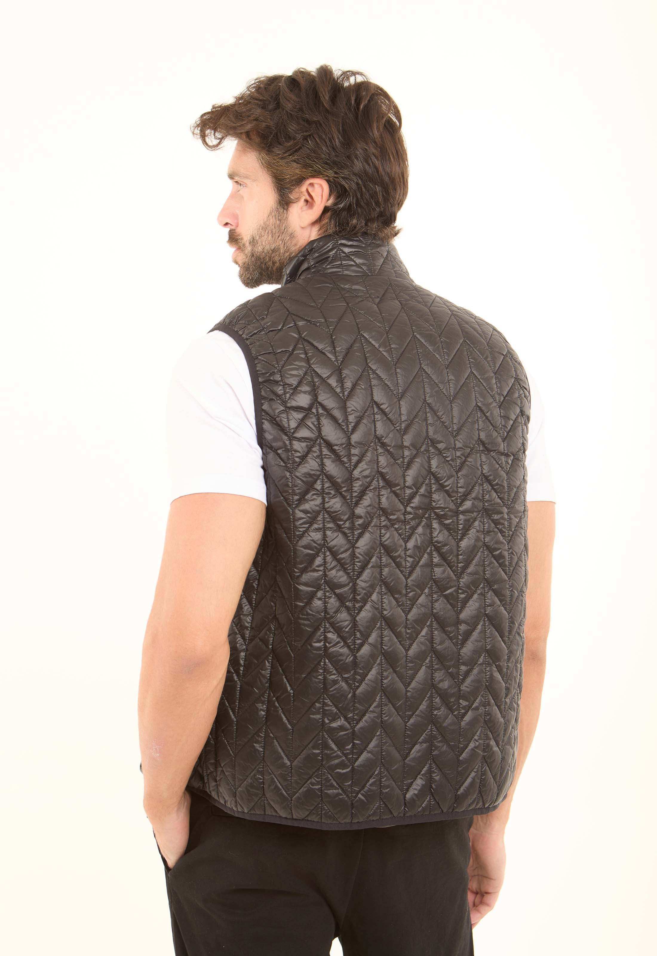 Mock Neck Zipped Quilted Vest - Image 3