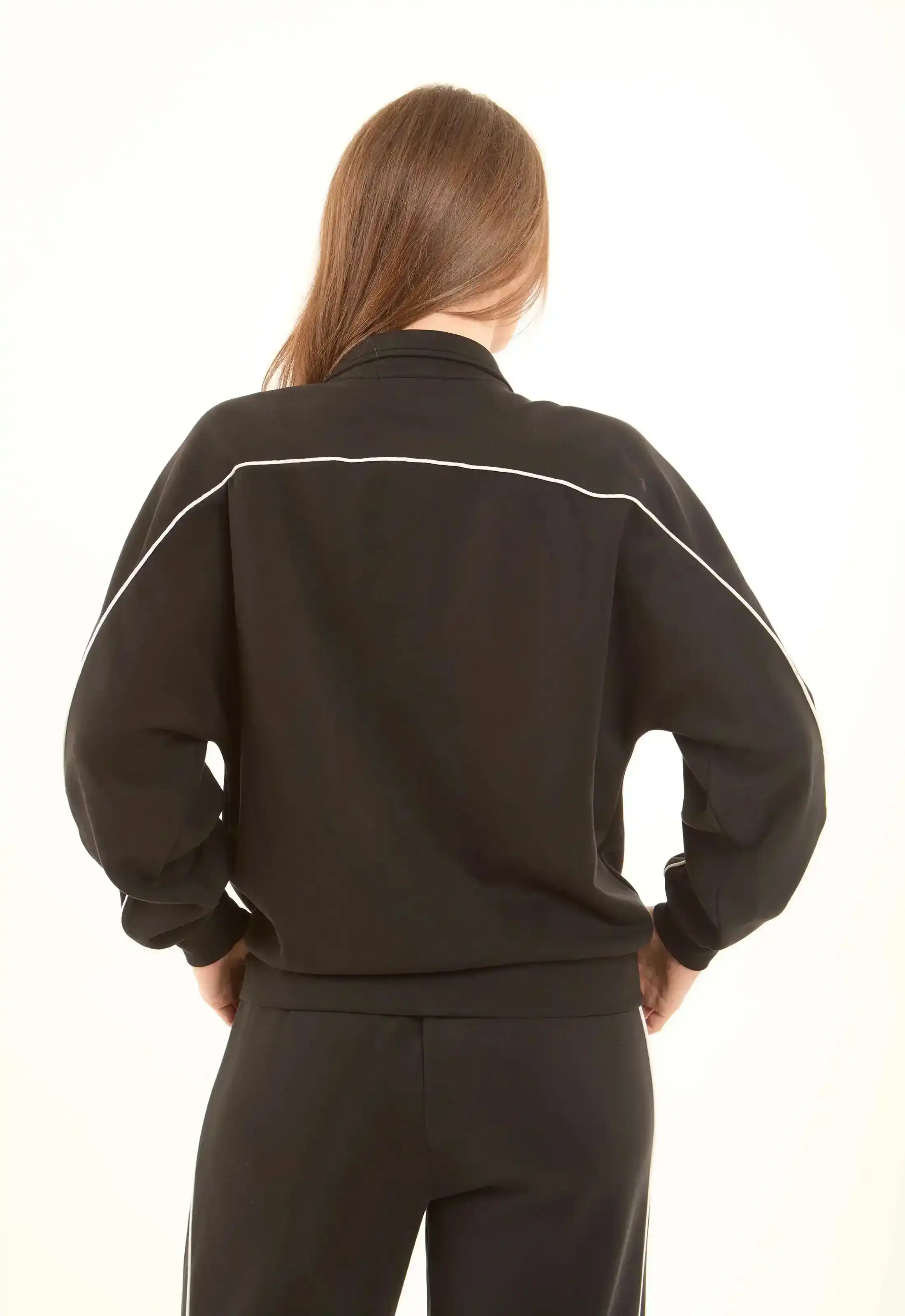 Comfy Long Sleeves Zipped Jacket - Image 5