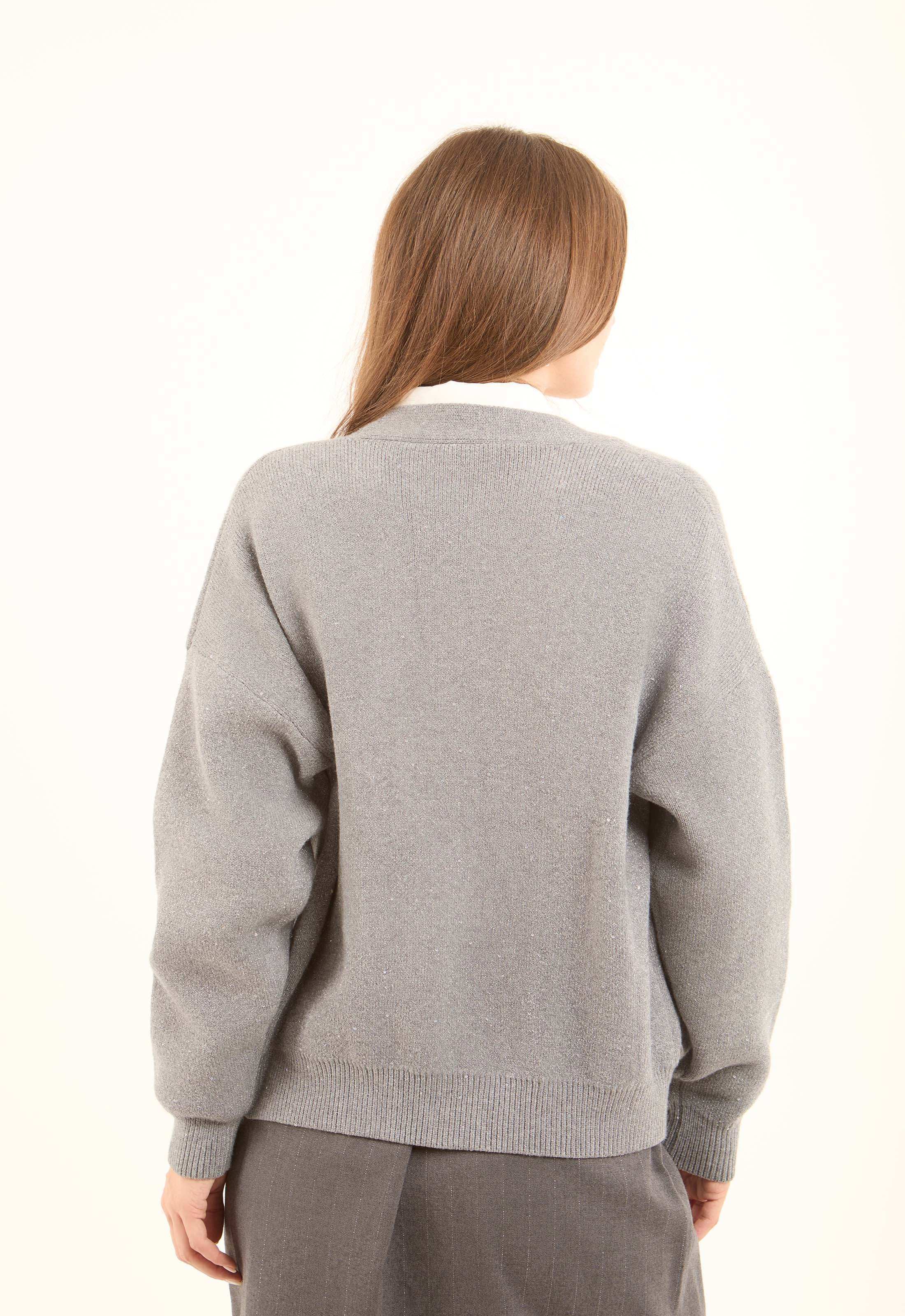 Solid Buttoned Basic Short Cardigan - Image 3