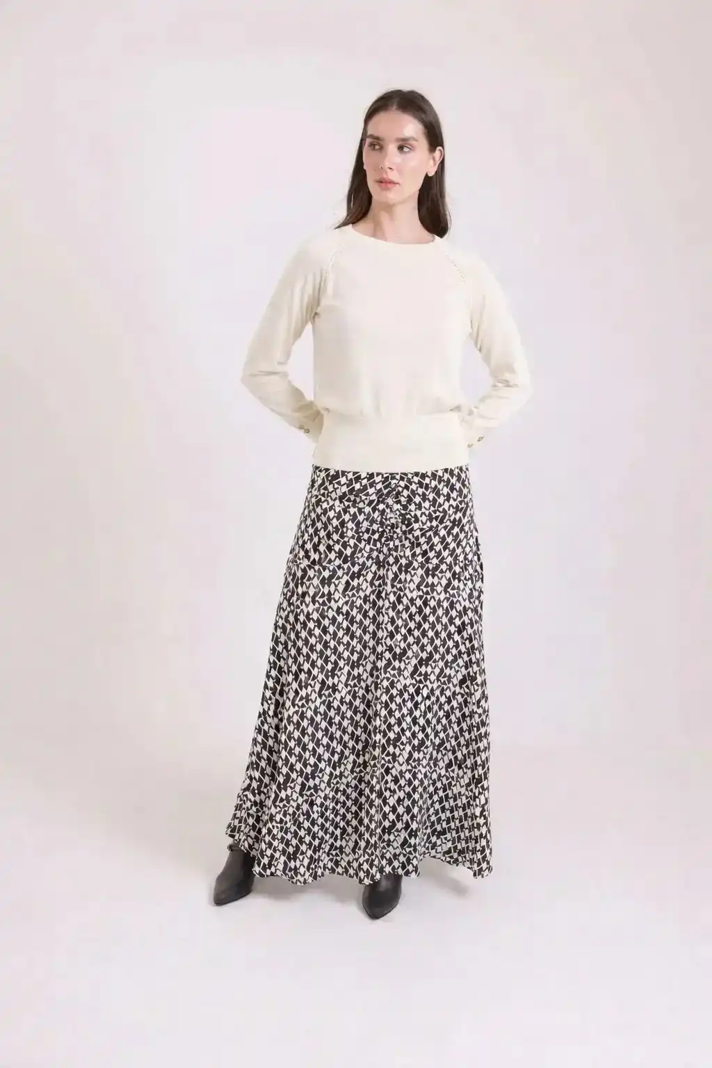Crew Neck Solid Basic Pullover