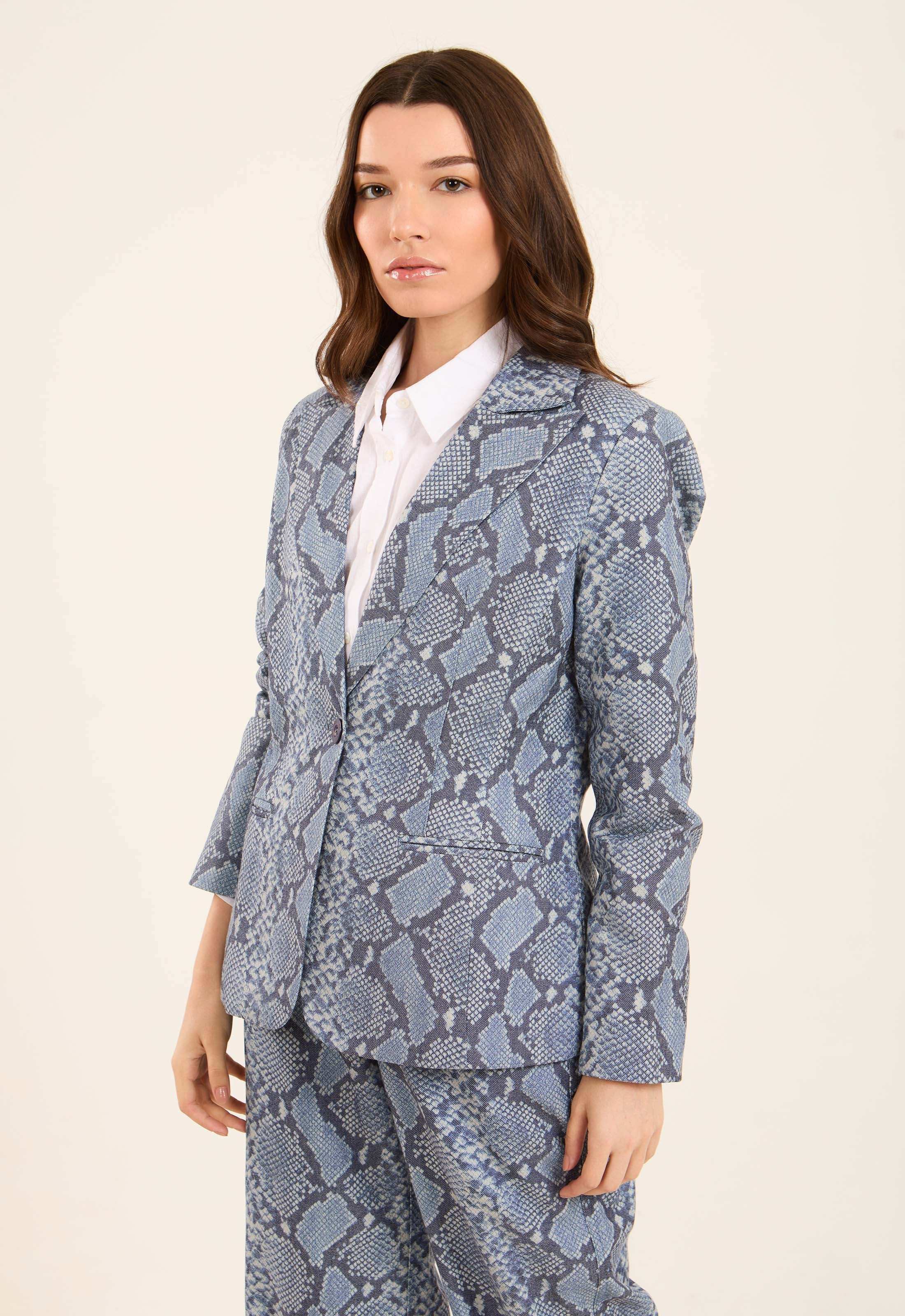 Structured Snake-Print Blazer with Sleek Finish - Image 2
