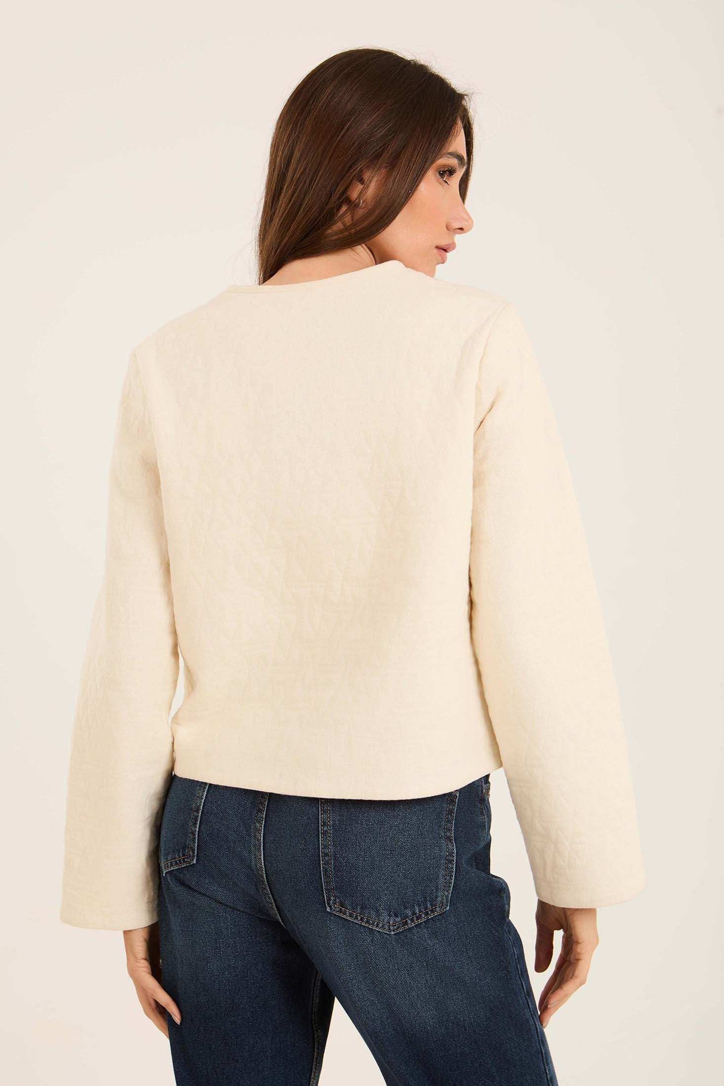 Floral Embroidered Jacket with Scalloped Hem - Image 3