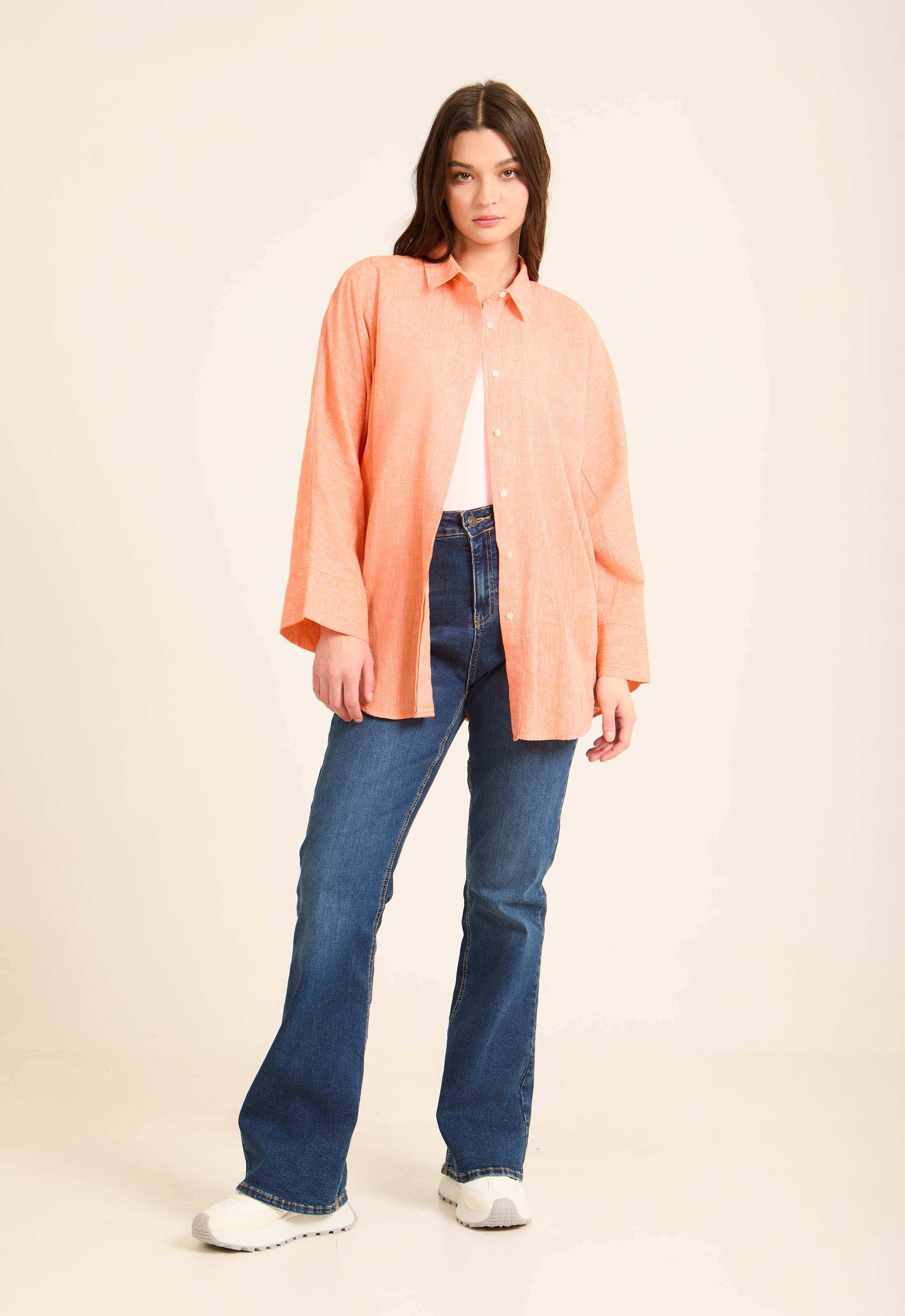 Versatile Oversized Linen Shirt - Image 8