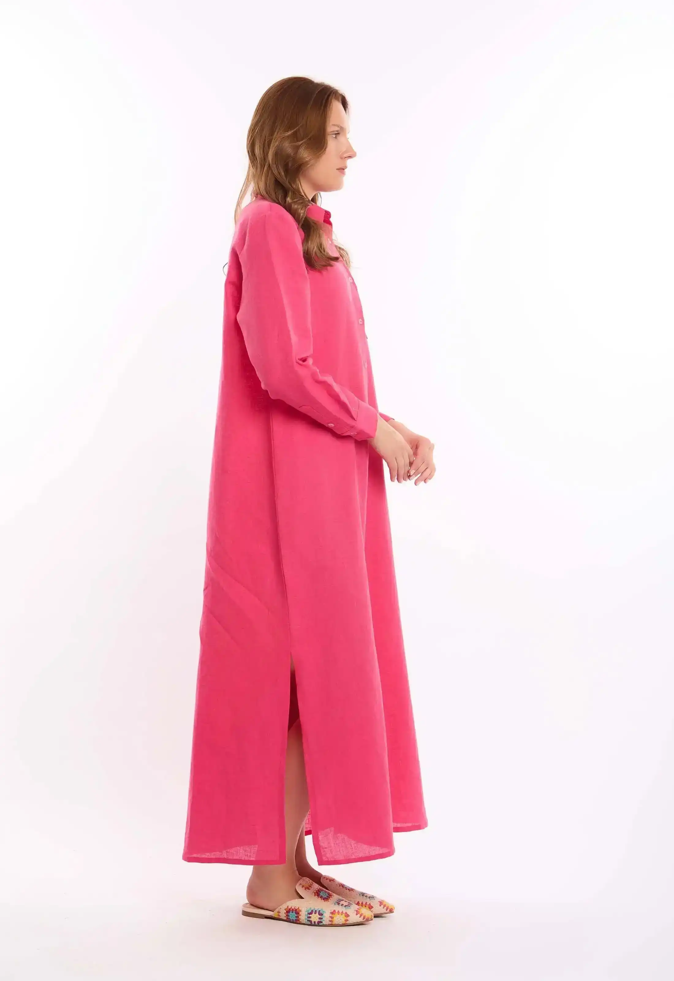 Textured Linen Dress with Side Slits - Image 2