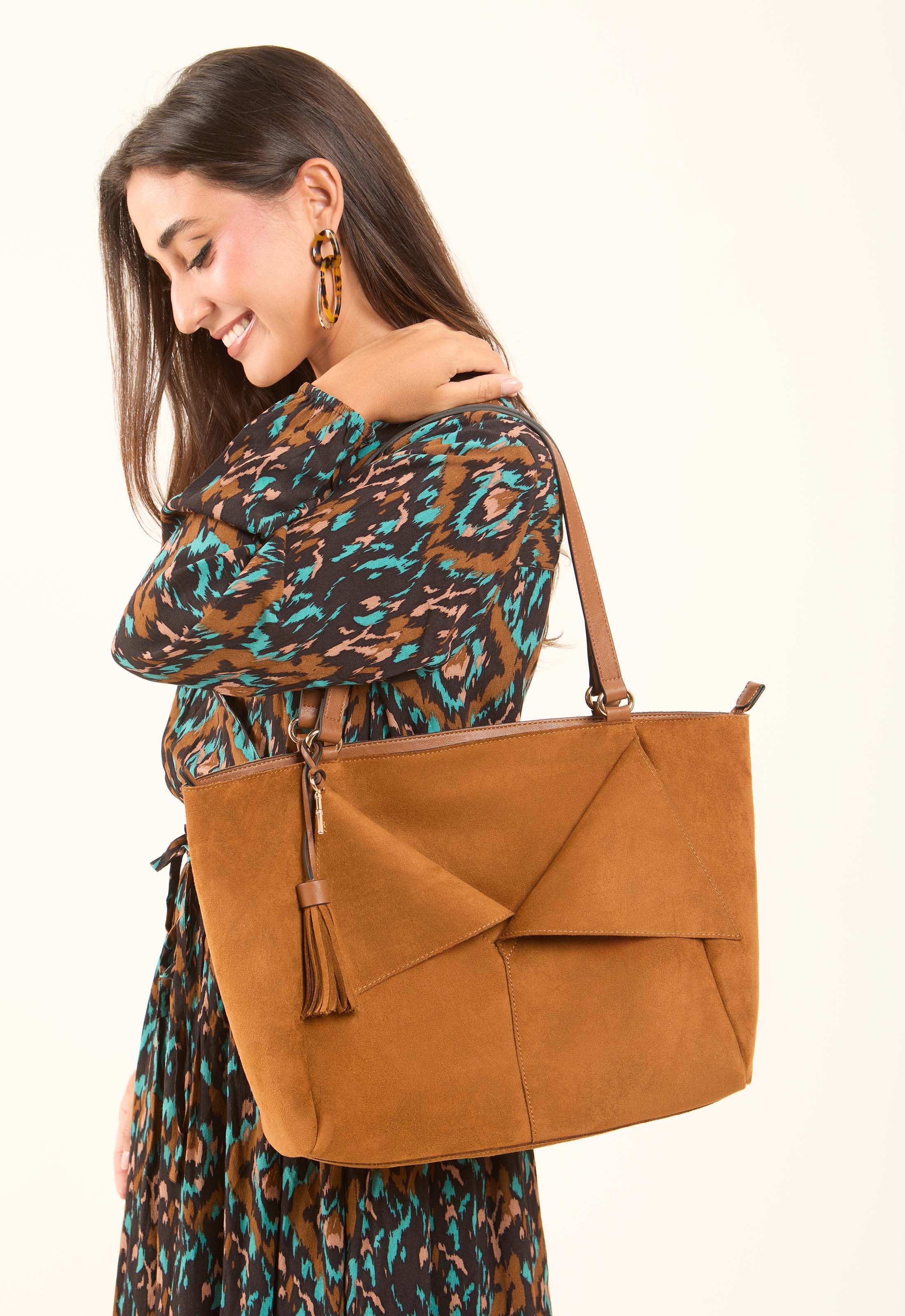 Patterned Drawstring Dress with V-Neck - Image 4