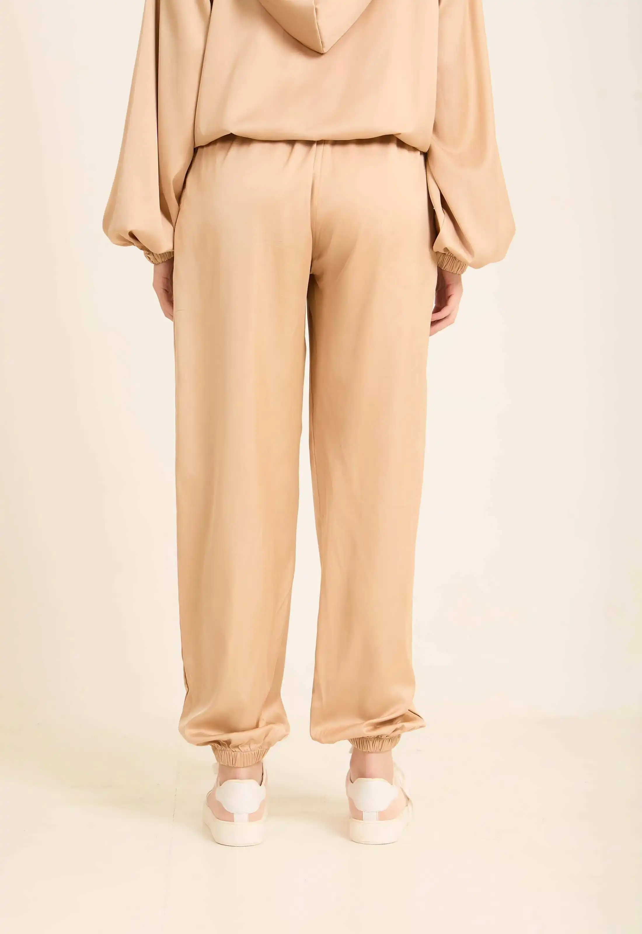 Elastic Waist with Drawstring Solid Sweatpants - Image 4