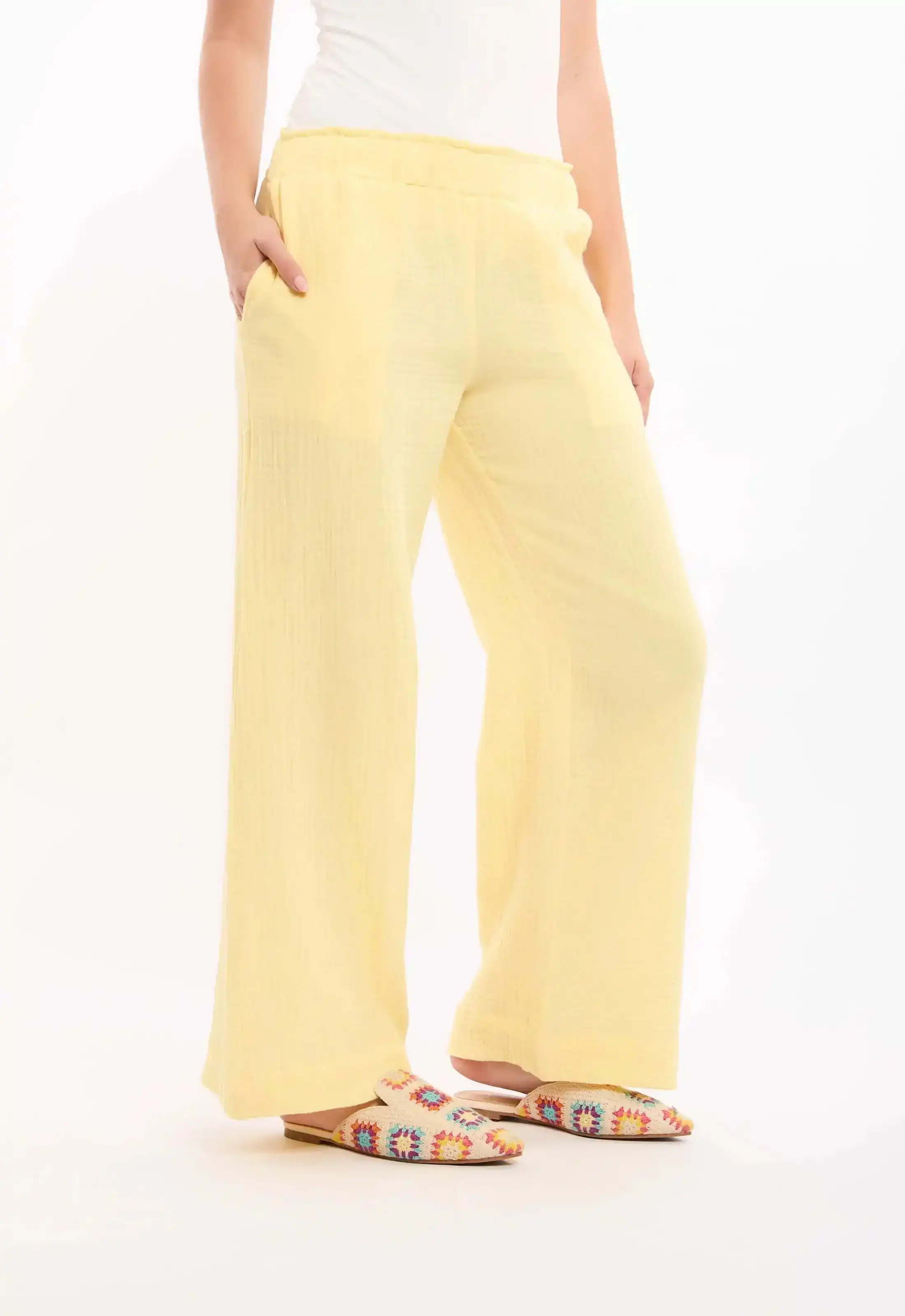 Textured Wide-Leg Pants - Image 11