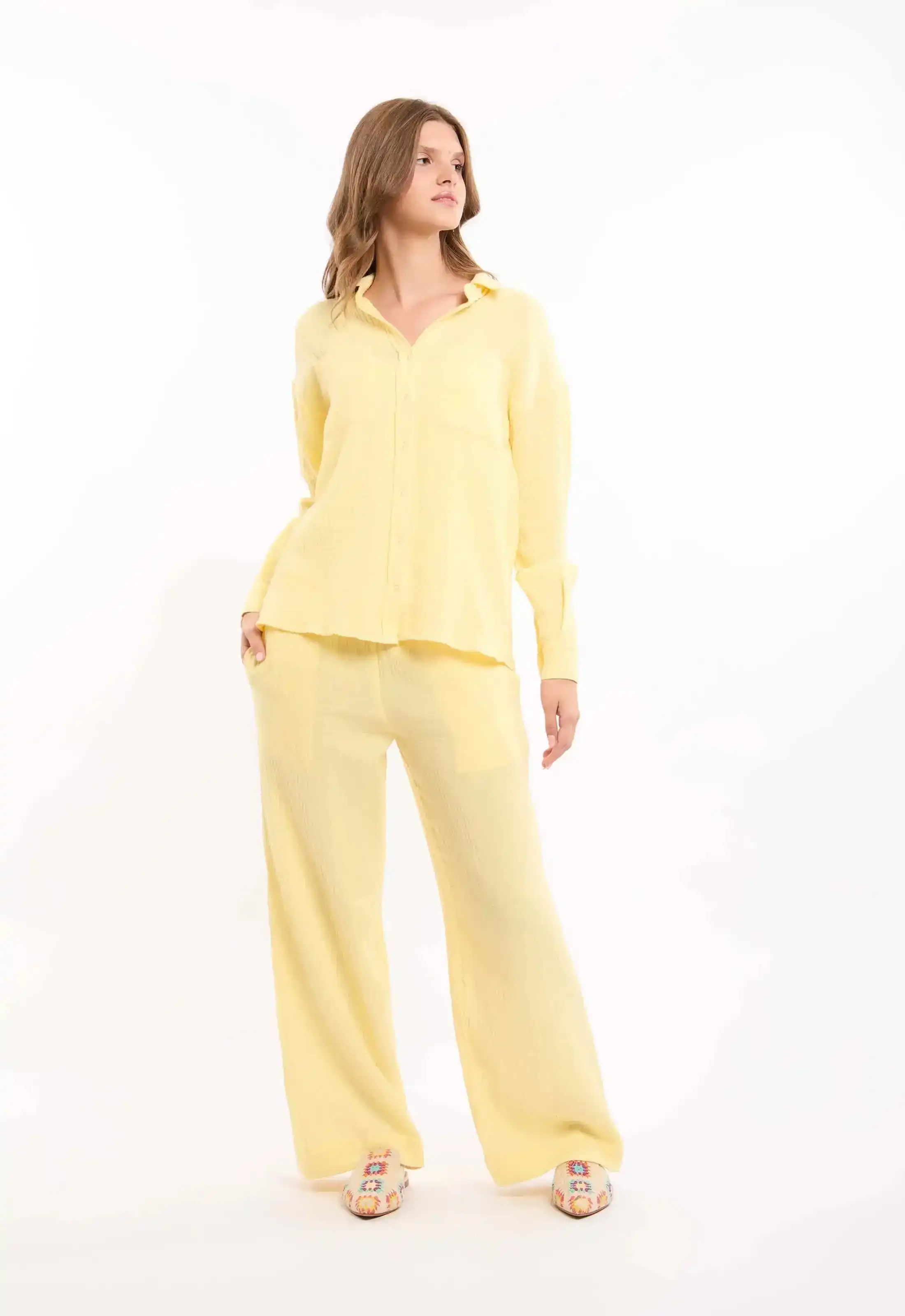 Textured Wide-Leg Pants - Image 9