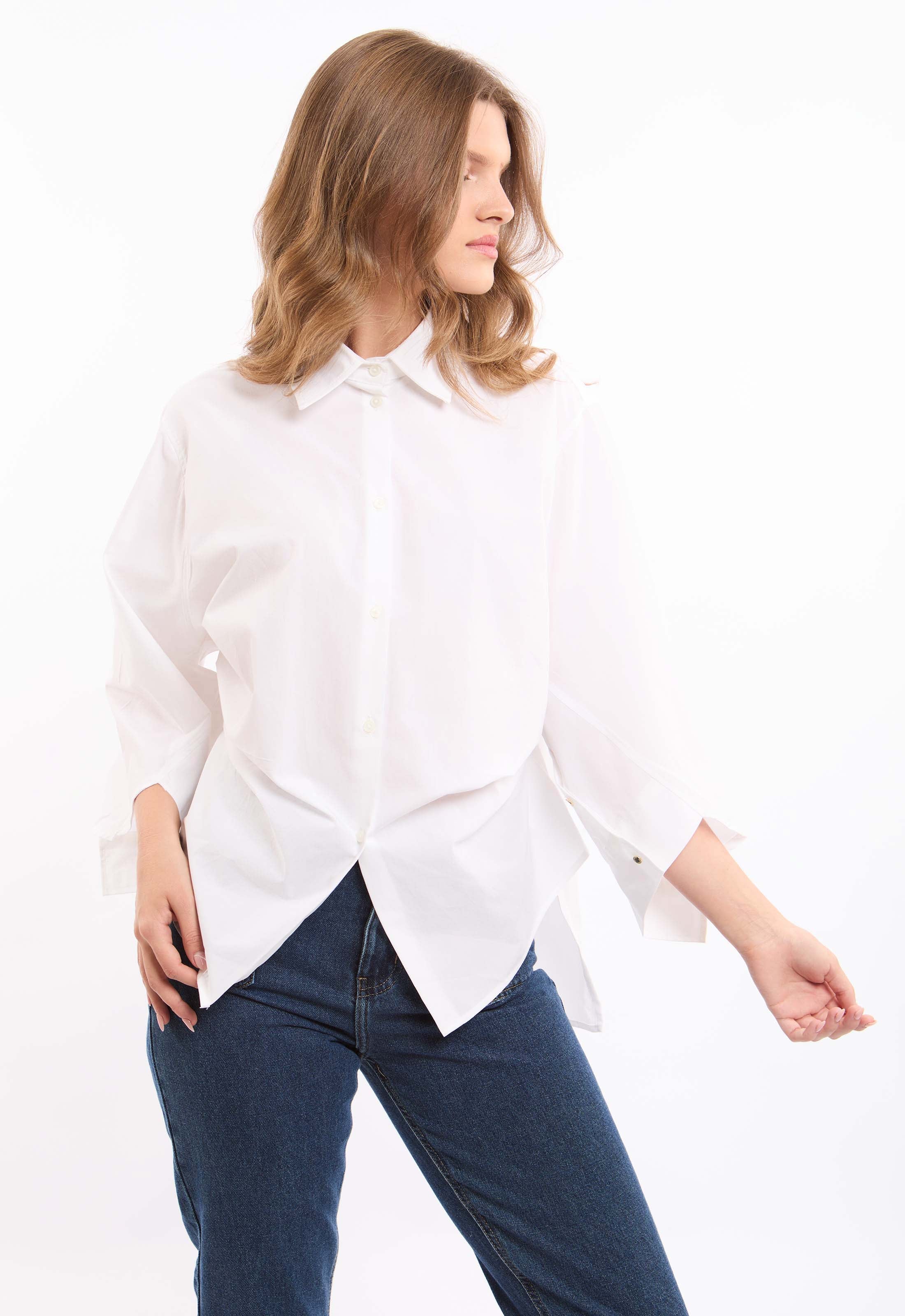 Oversized Shirt with Wide Sleeves - Image 3