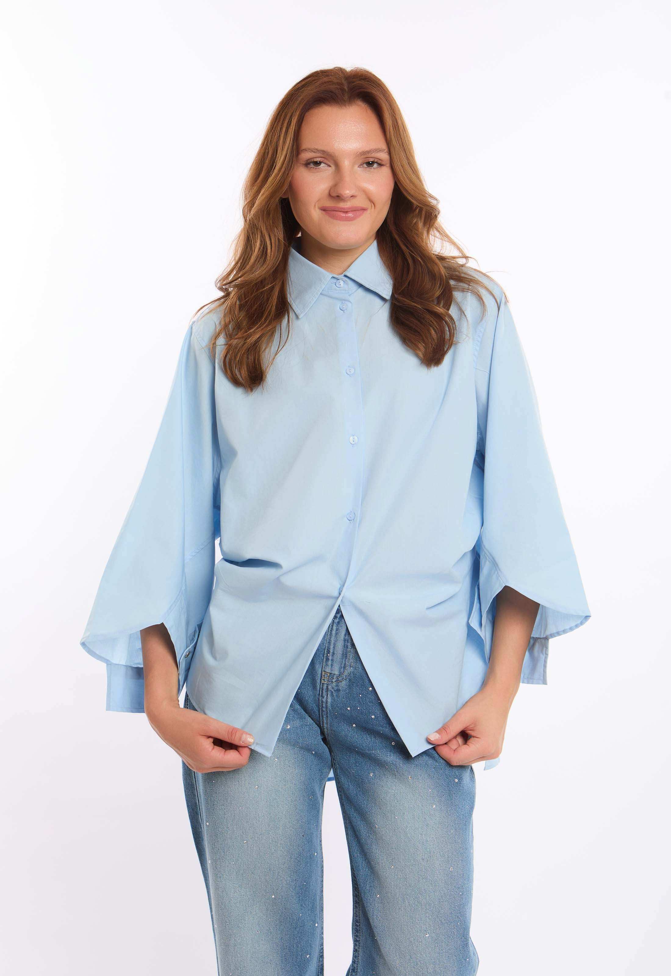 Oversized Shirt with Wide Sleeves - Image 4