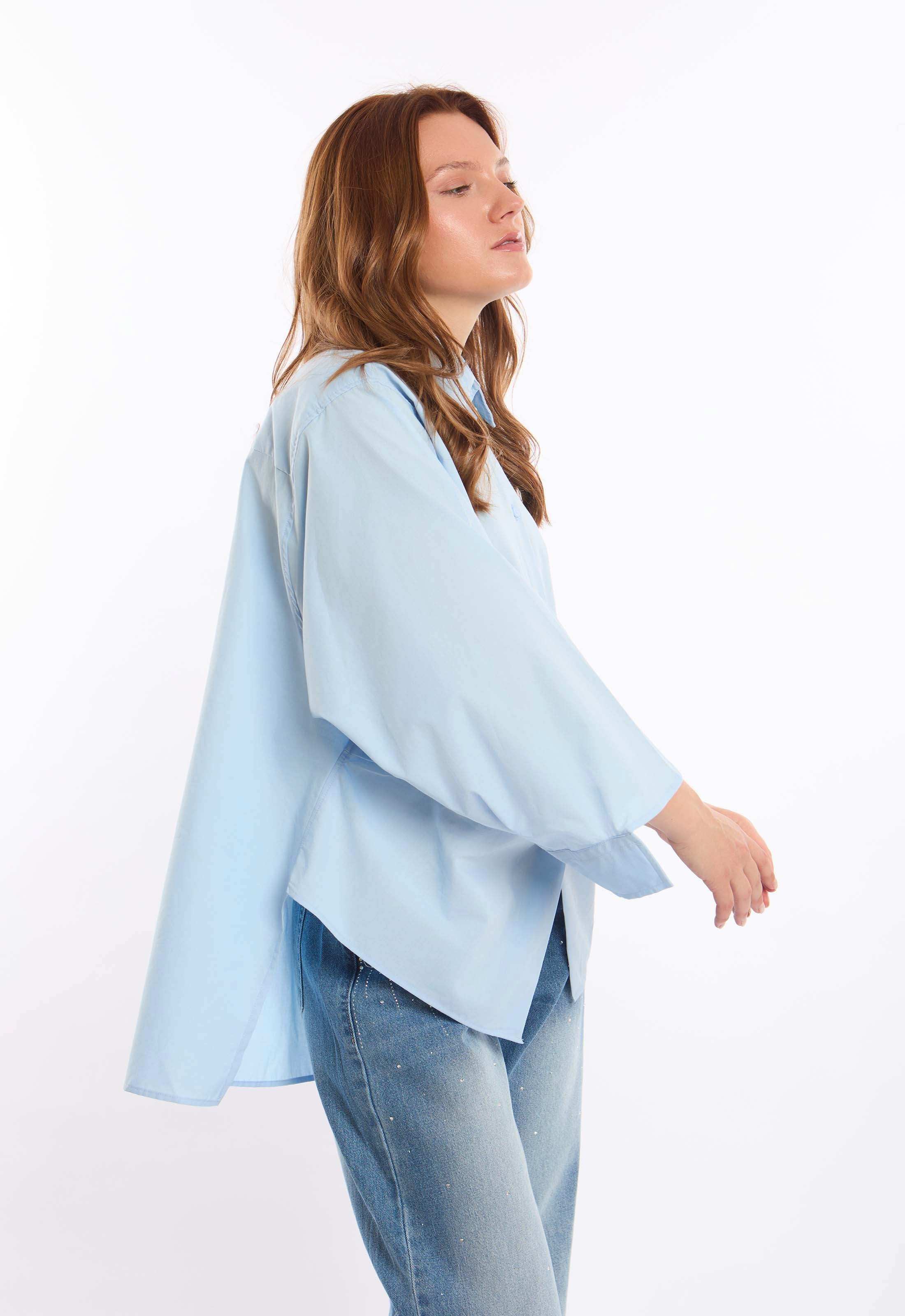 Oversized Shirt with Wide Sleeves - Image 5