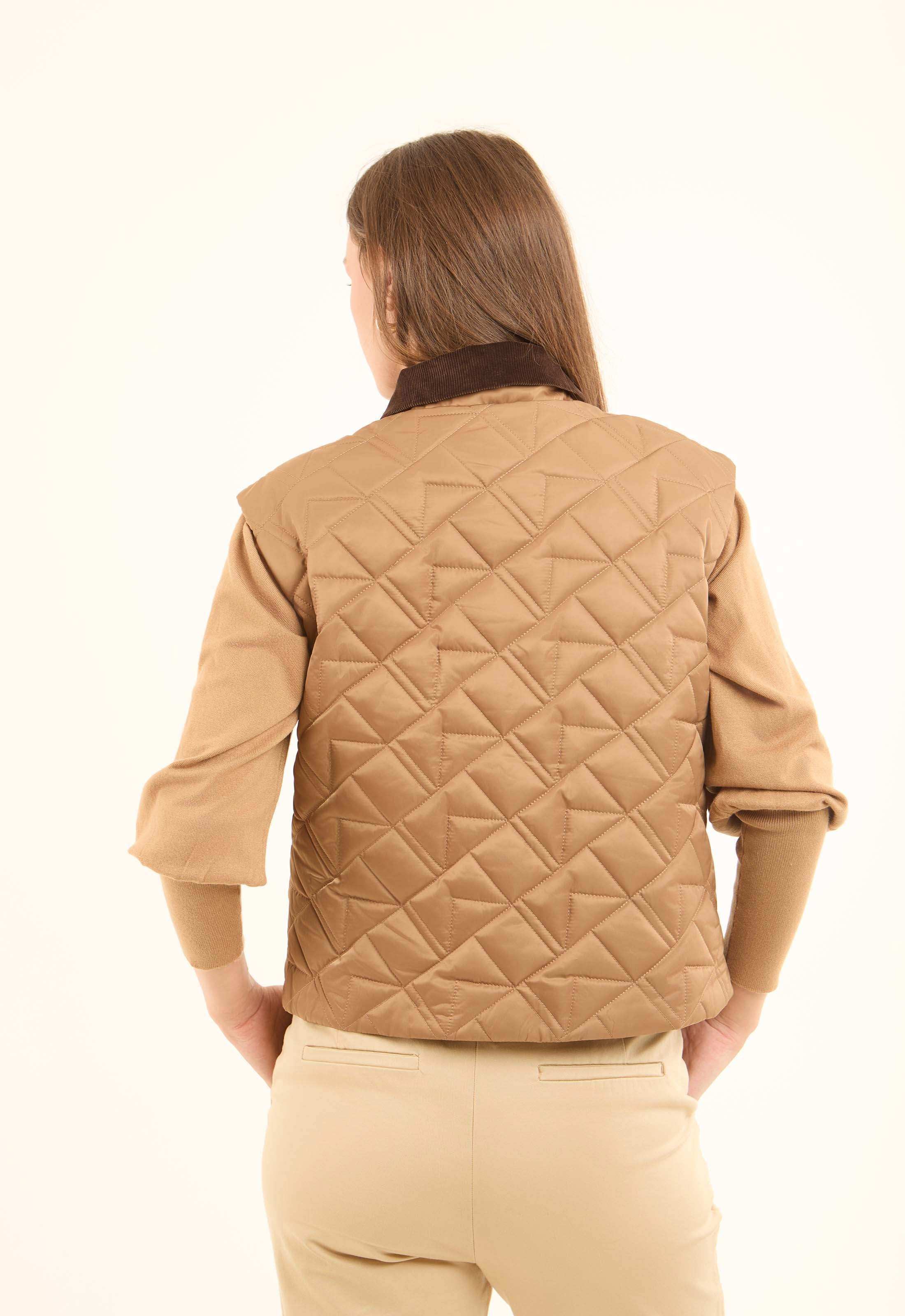 Ribbed Classic Collar Quilted Vest - Image 3