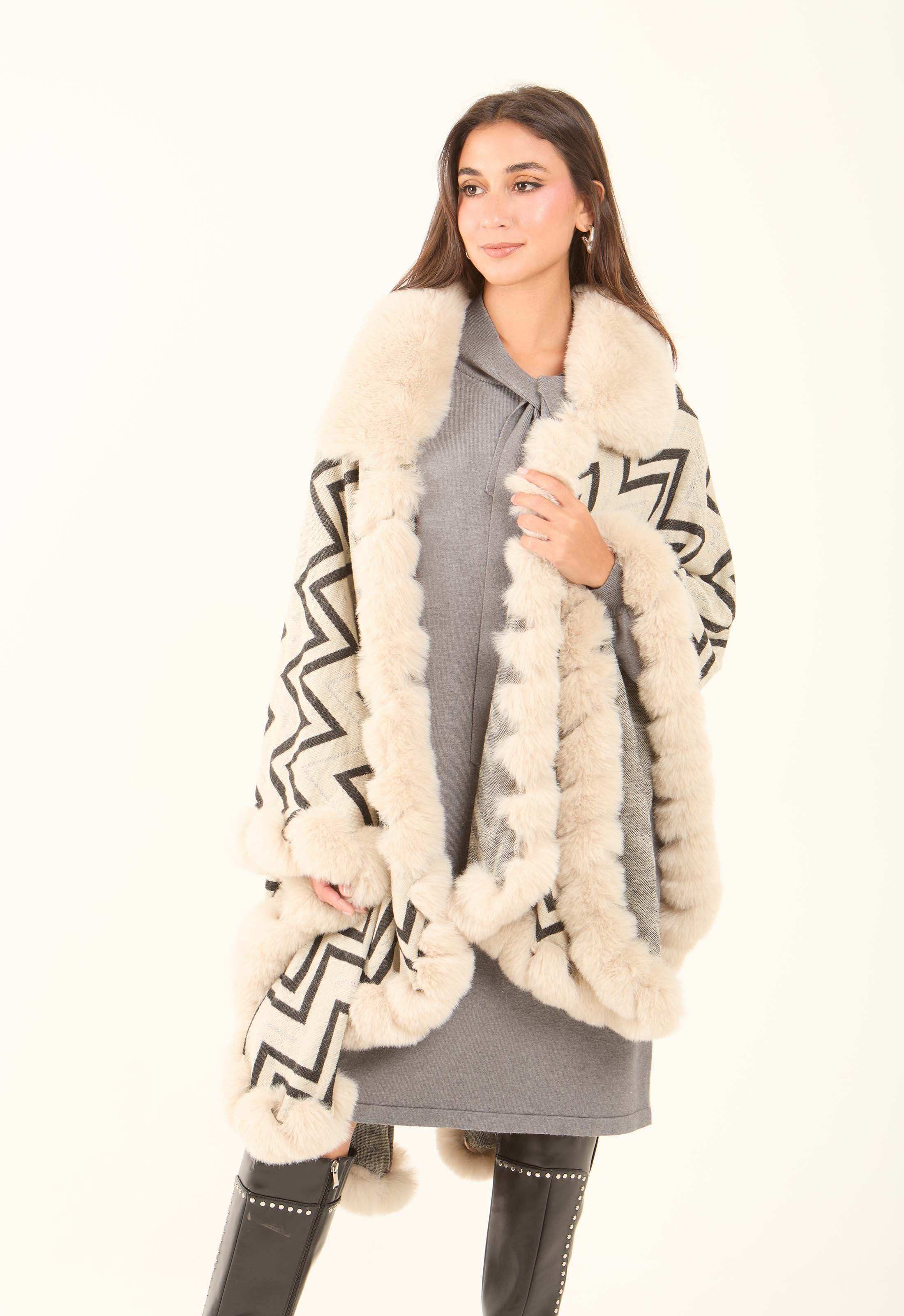 Geometric Pattern Open Neck Winter Poncho - Image 4