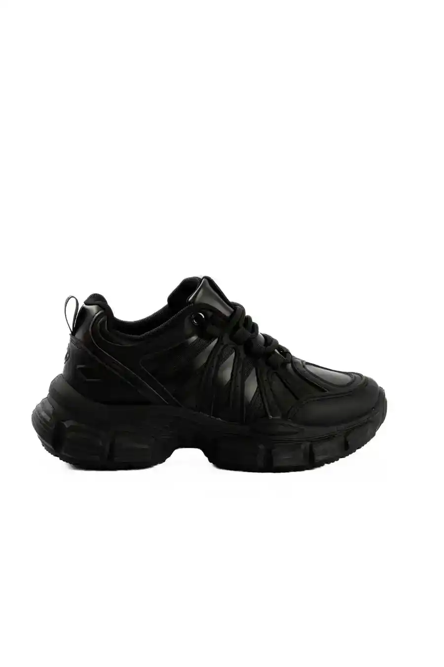 Chunky Lace-Up Sneaker Design - Image 3