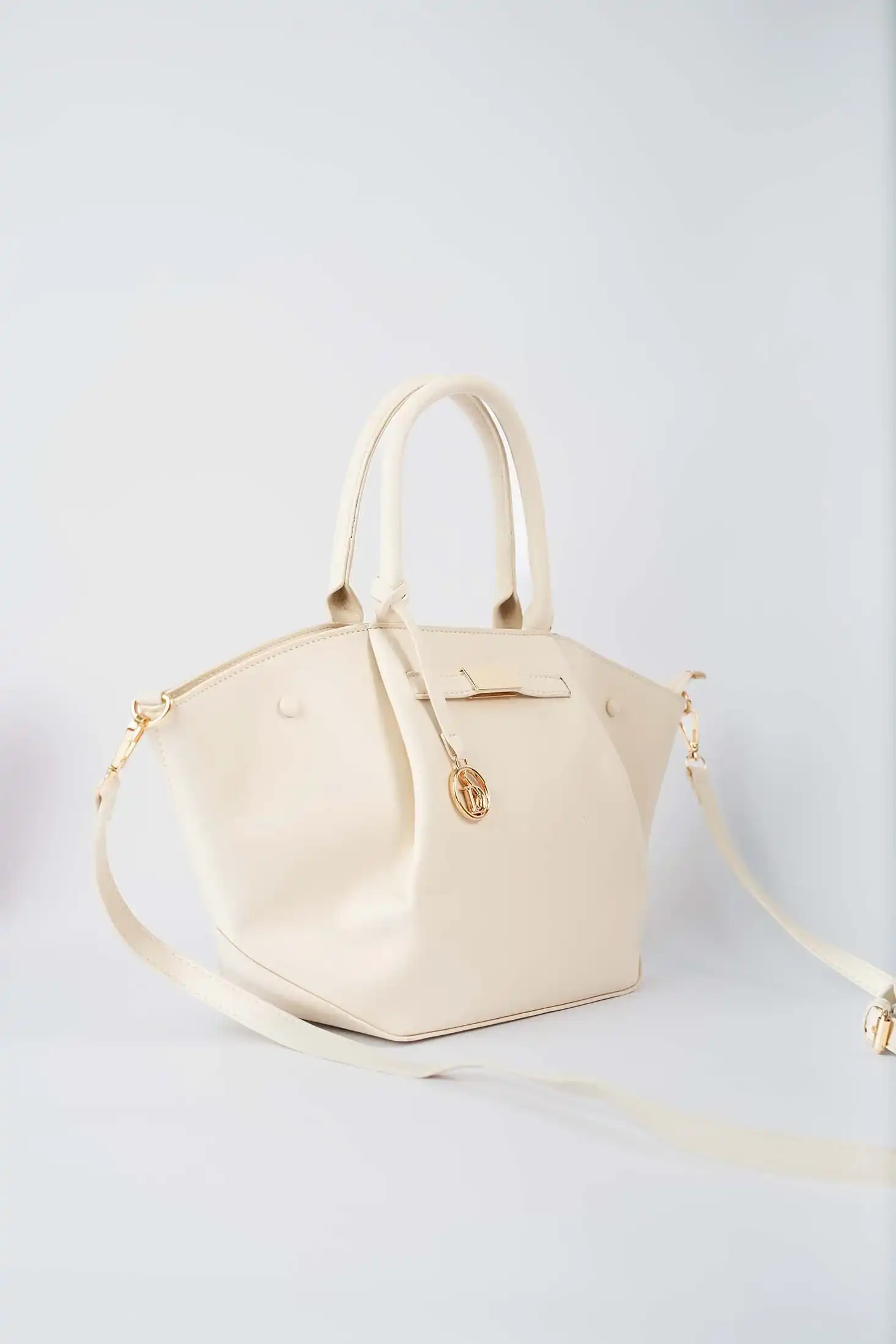 Women’s Cream Handbag - Image 3