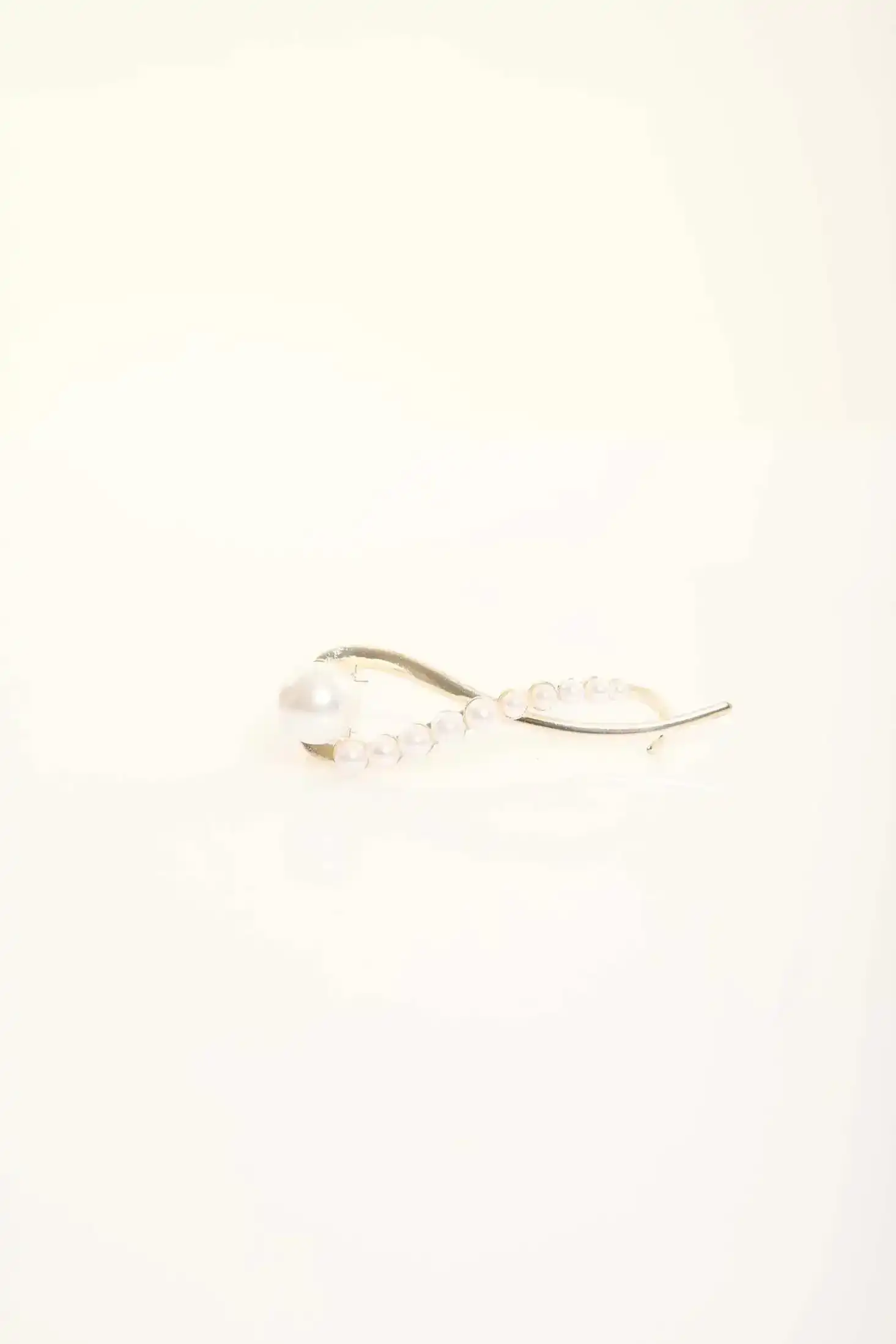 Elegant Pearl Hair Clip