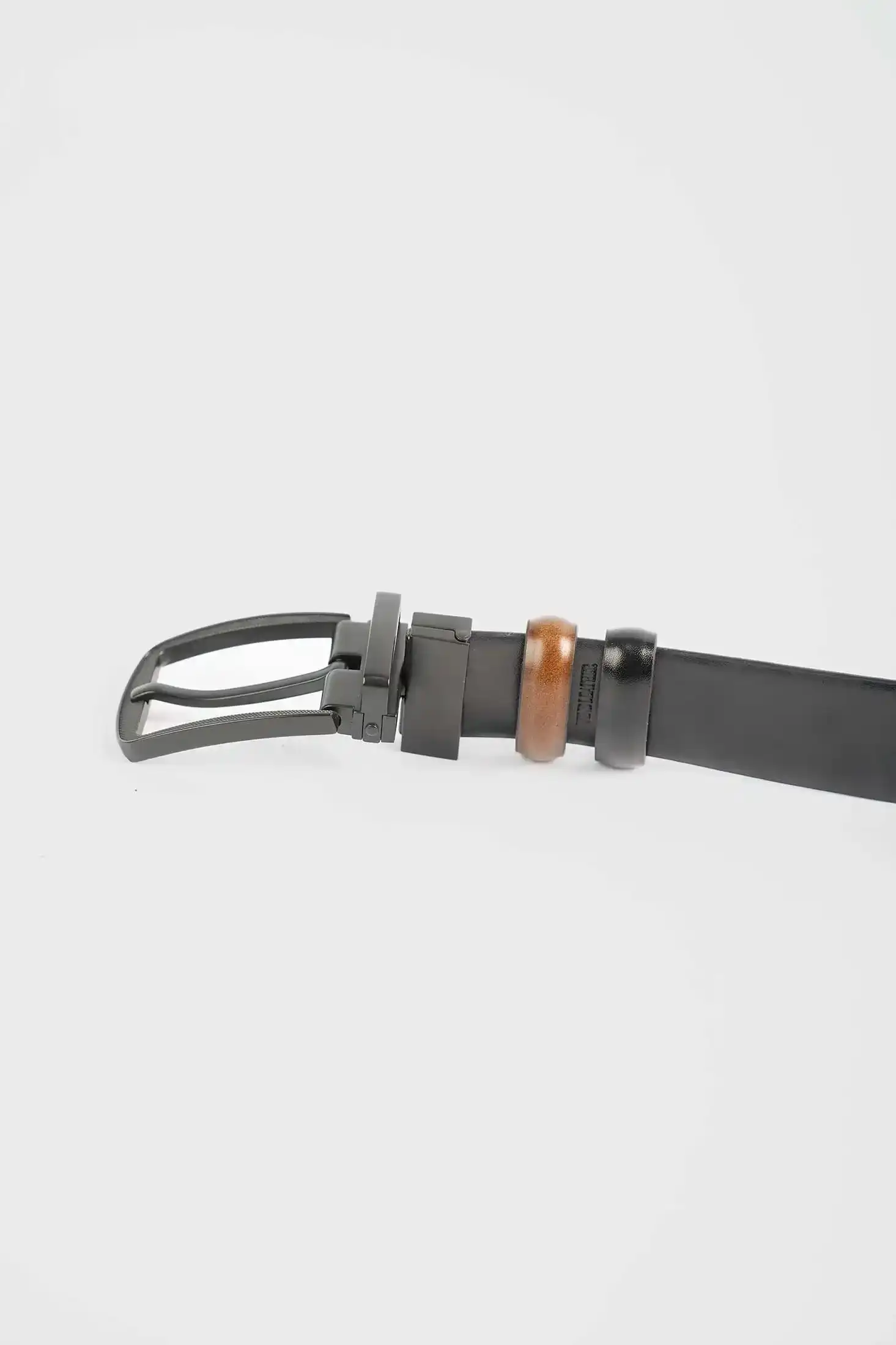 Premium Dual-Tone Reversible Leather Belt - Image 5