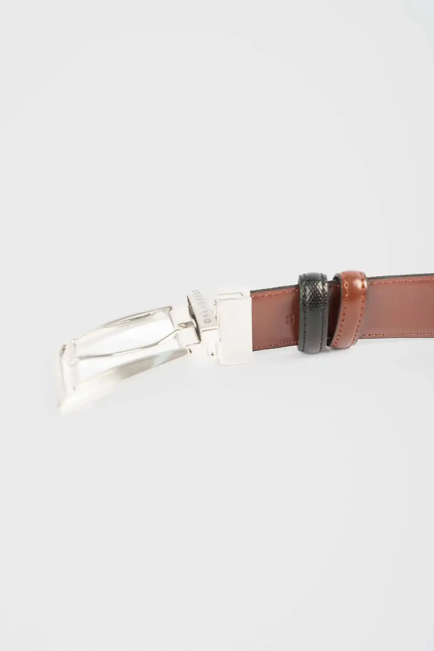 Premium Textured Reversible Leather Belt - Image 4