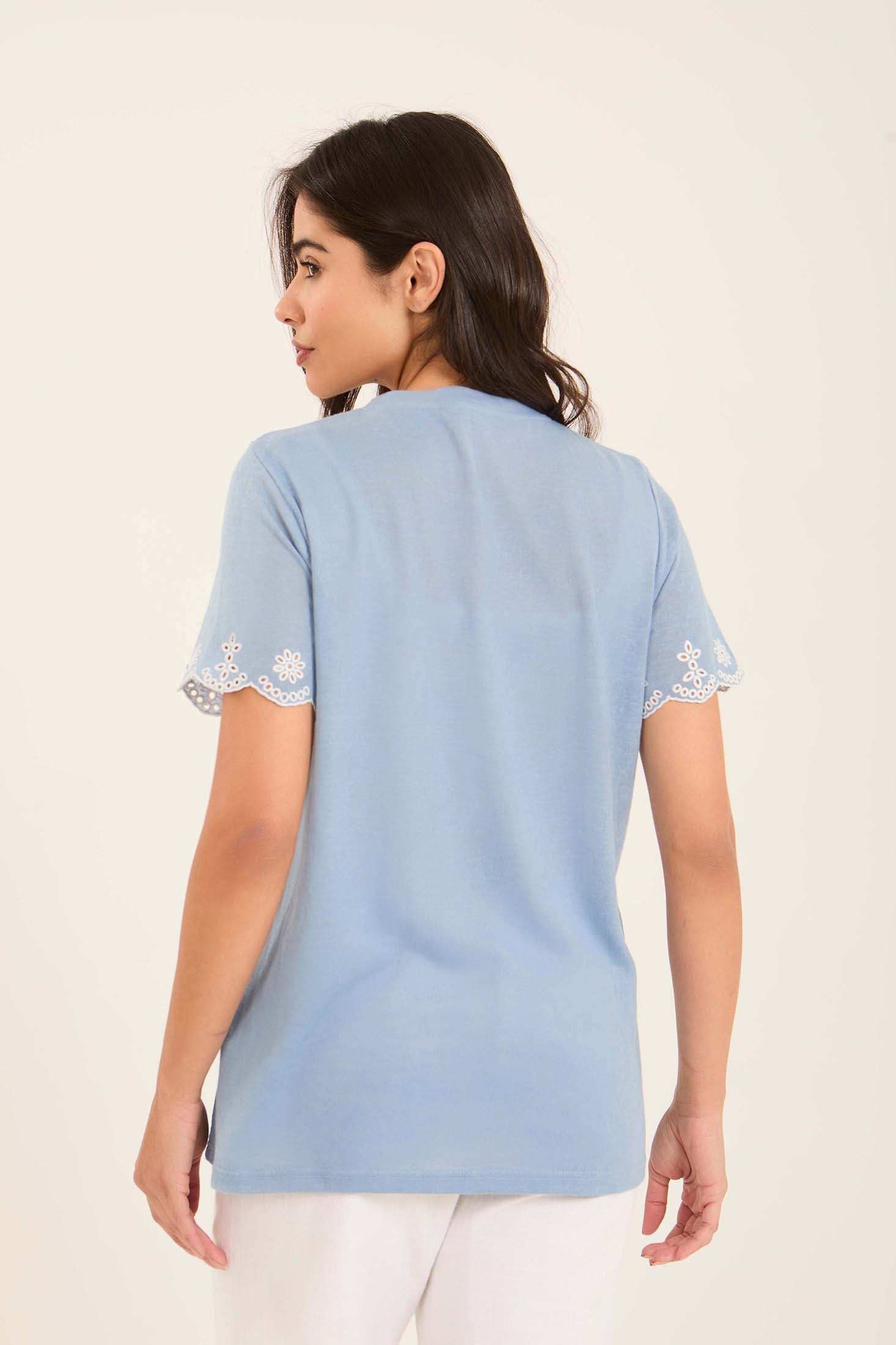 Embroidered Perforated Floral Short Sleeves Tee - Image 4