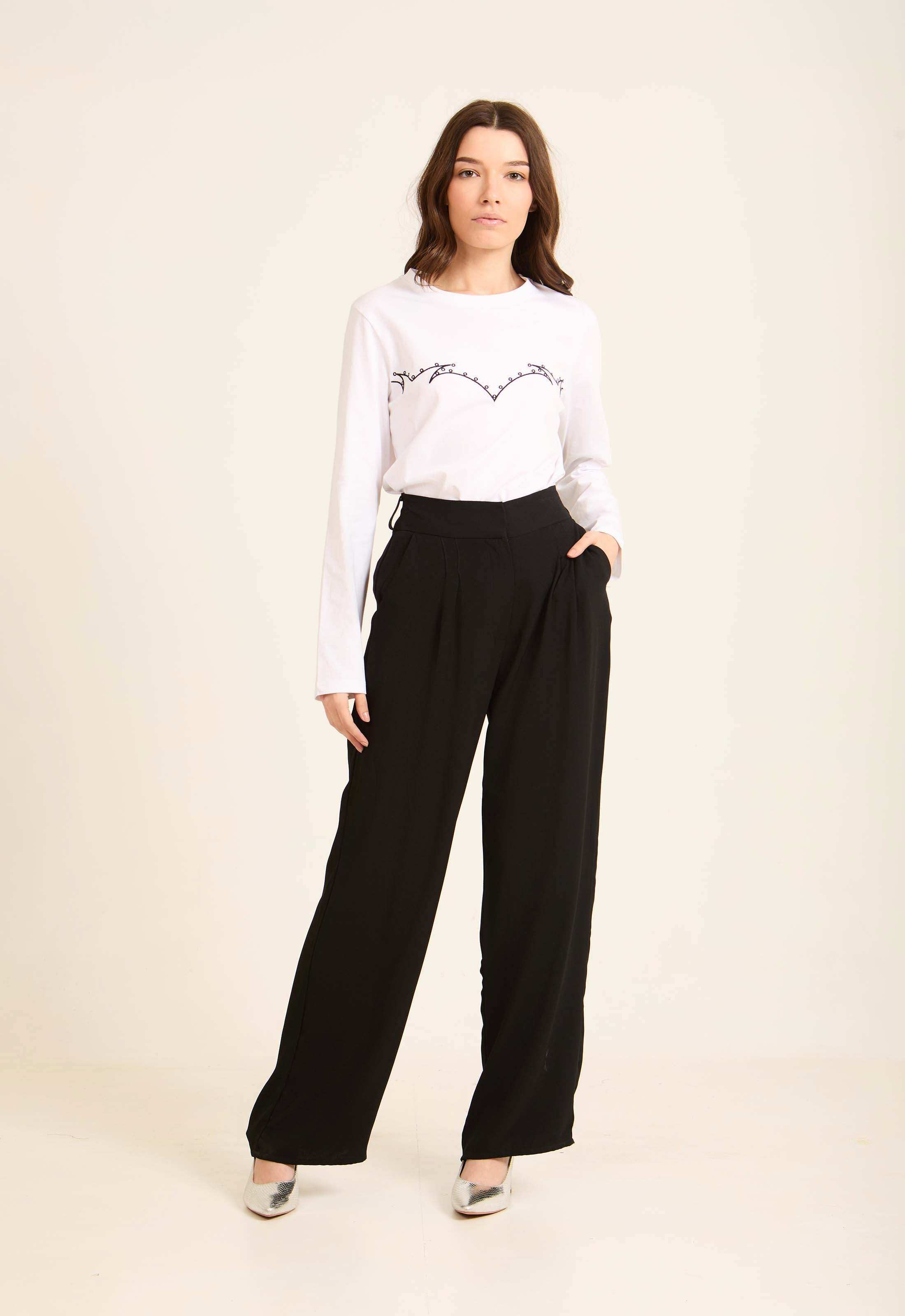 Front Stitches Long Sleeves Tee - Image 4