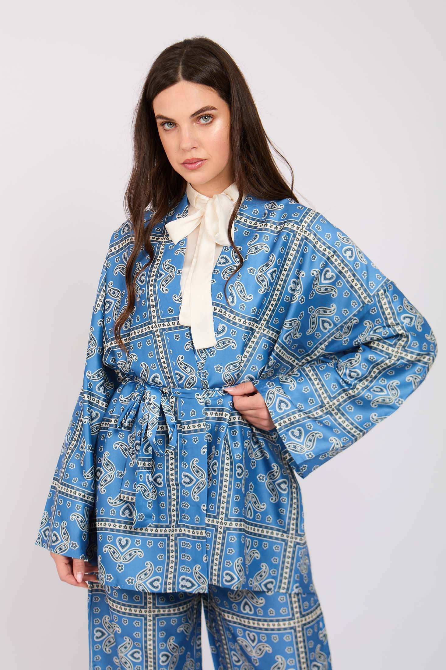 Women Kimono from Dare Blue - Image 2