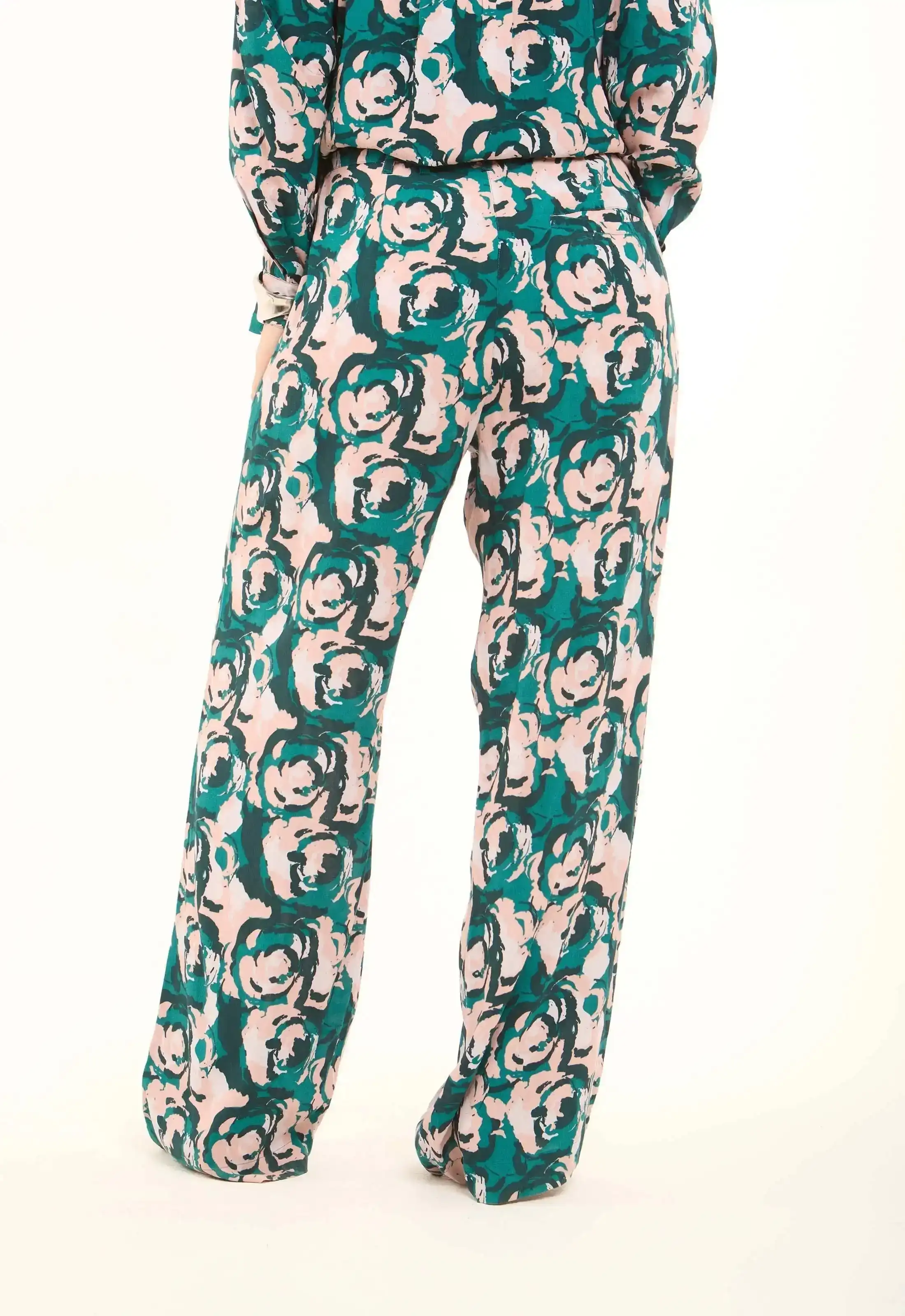 Floral Printed Viscose Wide-Leg Pants - Image 5