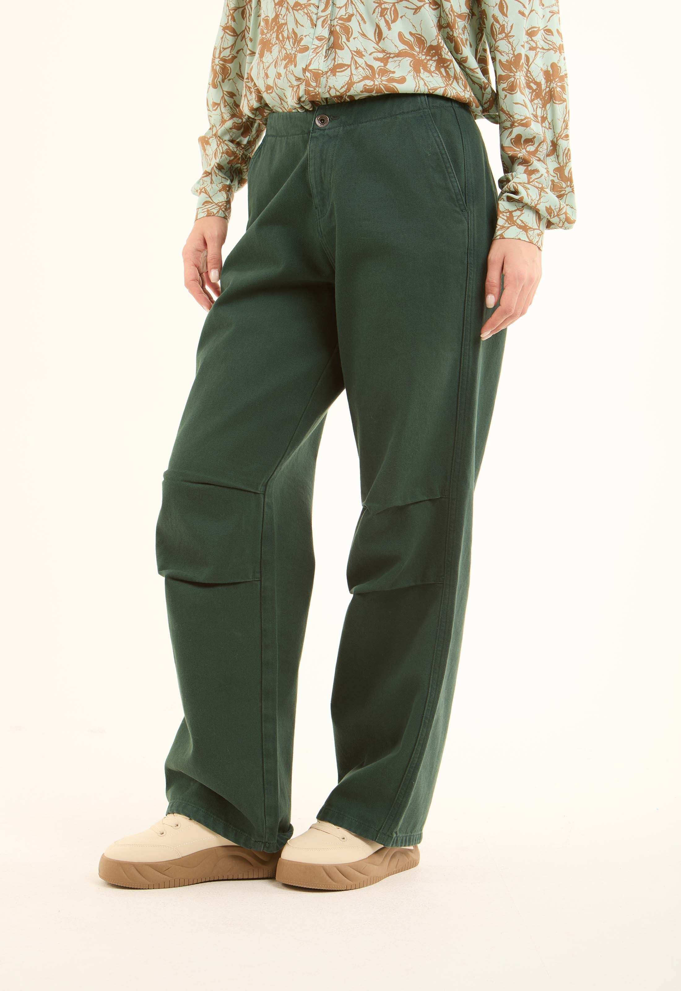 Structured Utility Wide-Leg Pants - Image 4