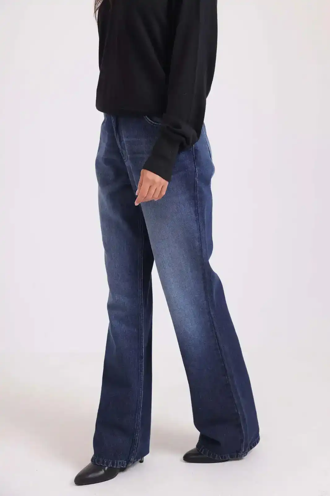 Classic Everyday Bootcut Jeans - Image 4