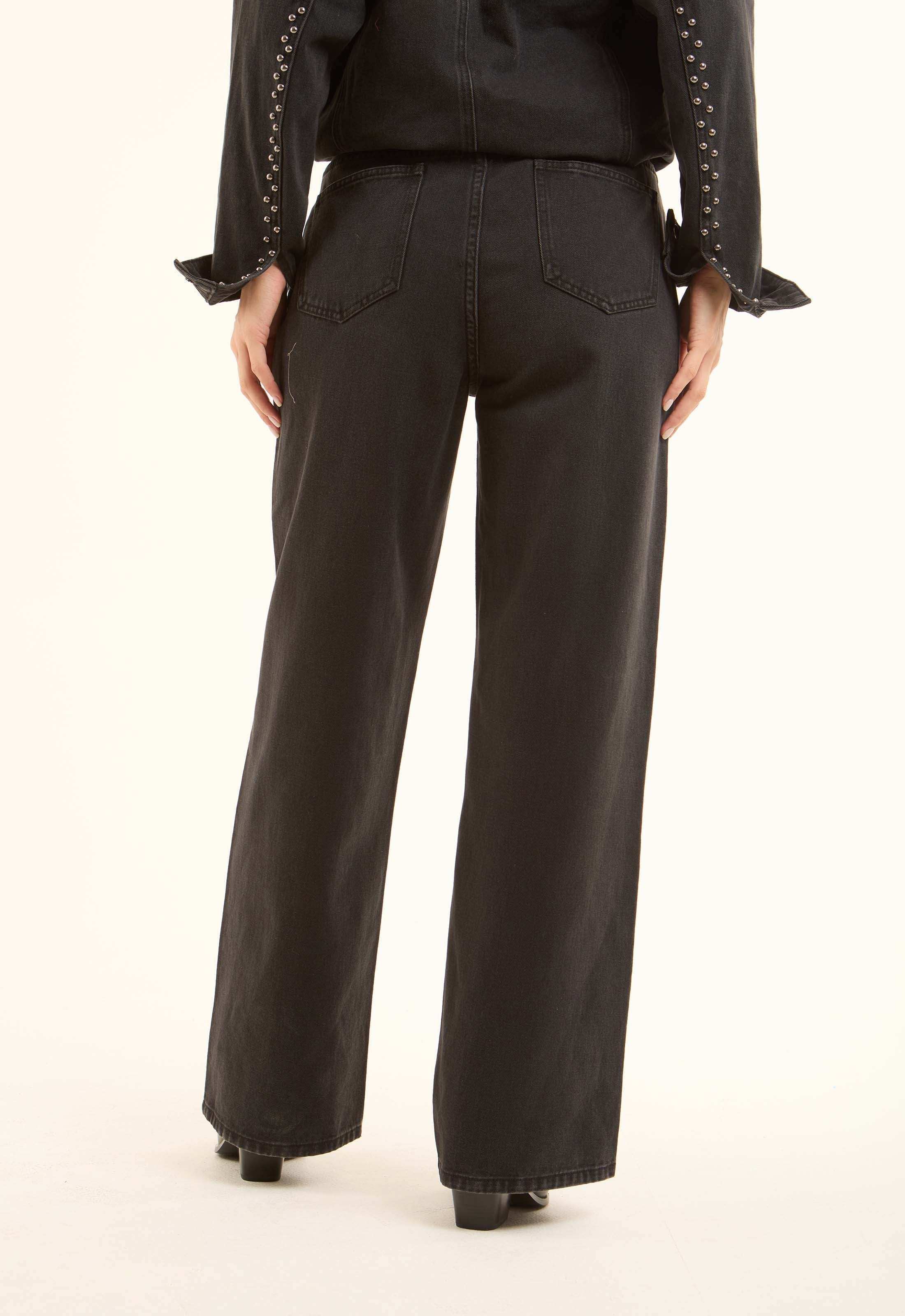 Studded-Side Wide-Leg Jeans - Image 5