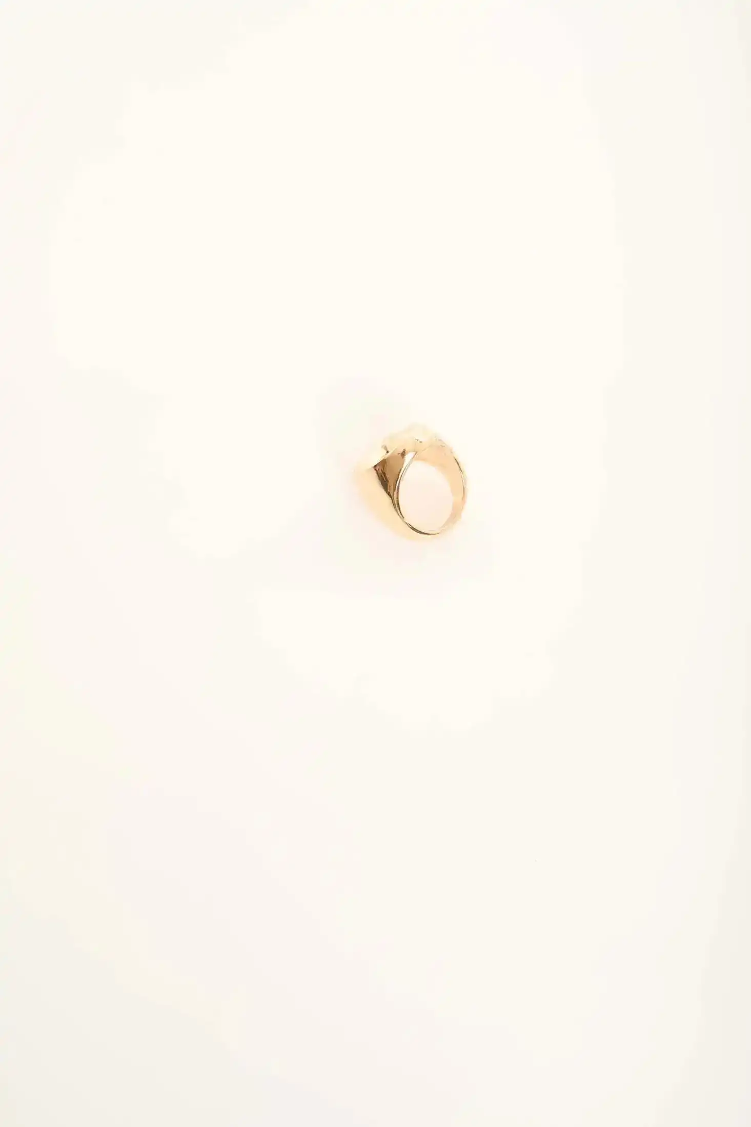 Sculpted Irregular Hollow Statement Ring - Image 4