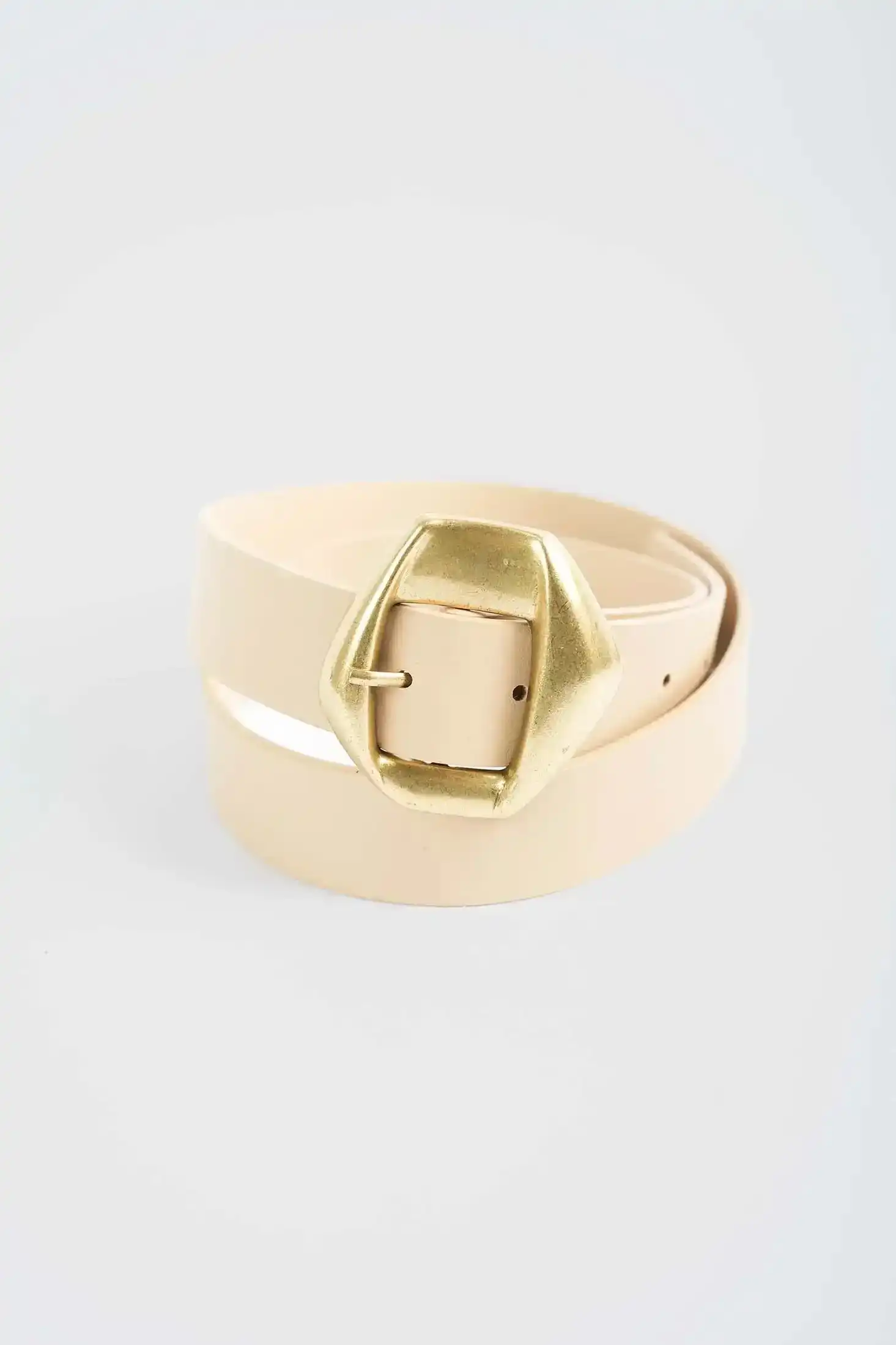 Modern Sculpted Buckle Belt