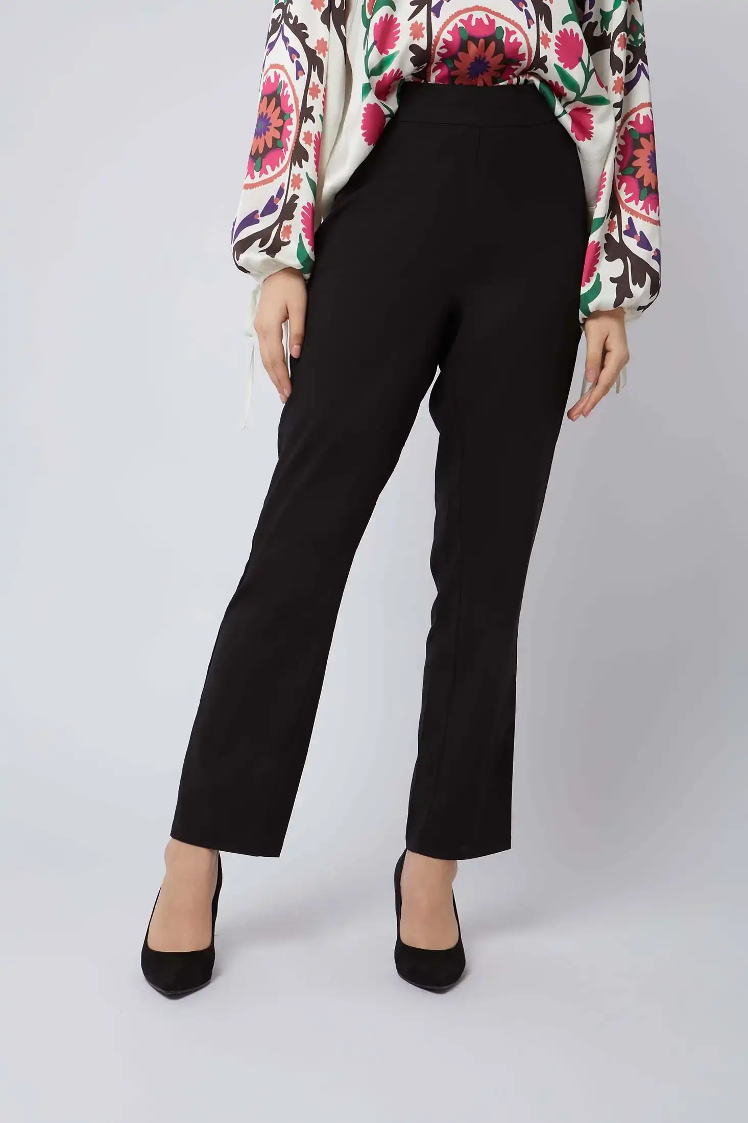 Women Regular Fit Pant - Image 5