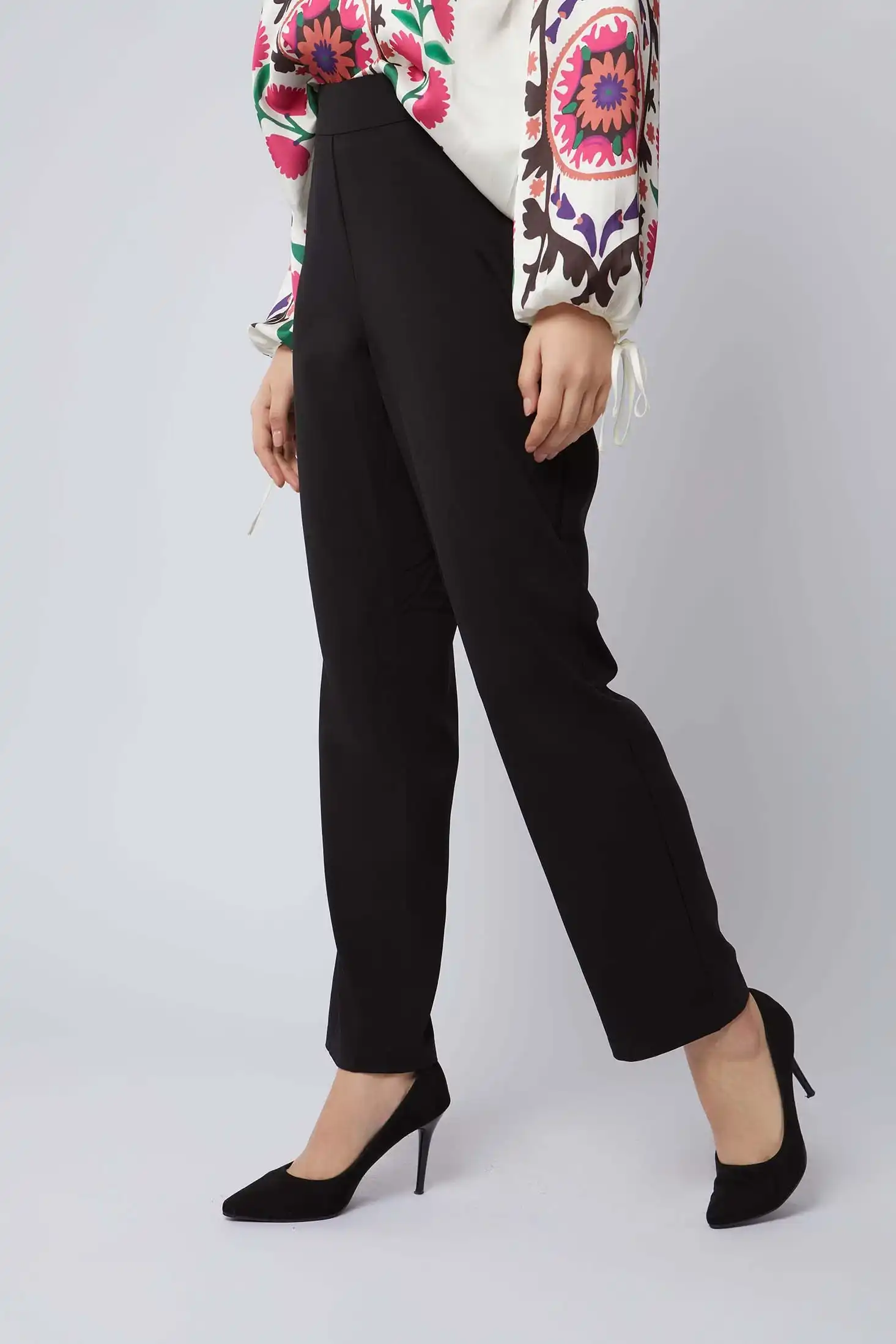 Women Regular Fit Pant - Image 6